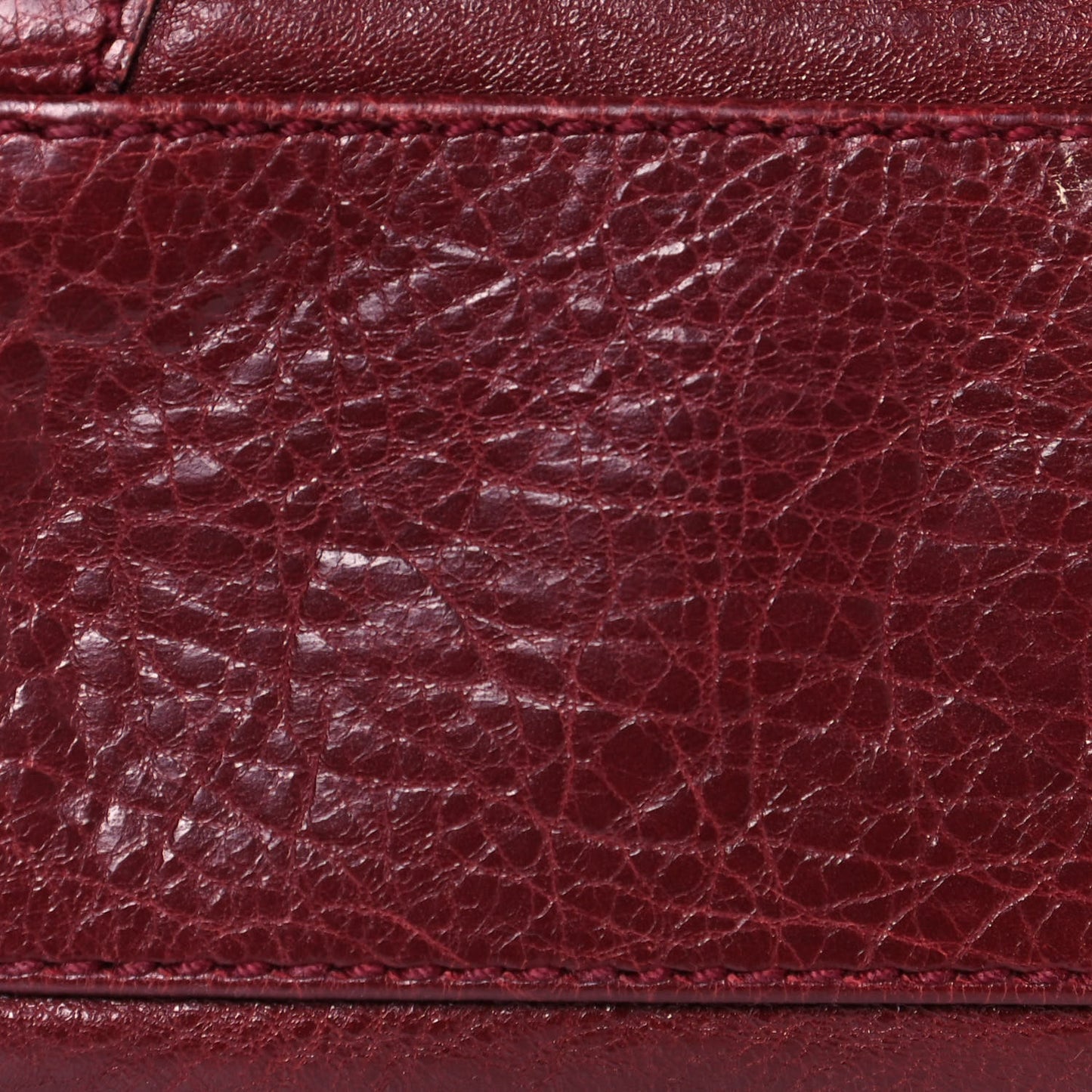 Agneau Giant 12 Gold Hardware Mini City Rouge Cerise