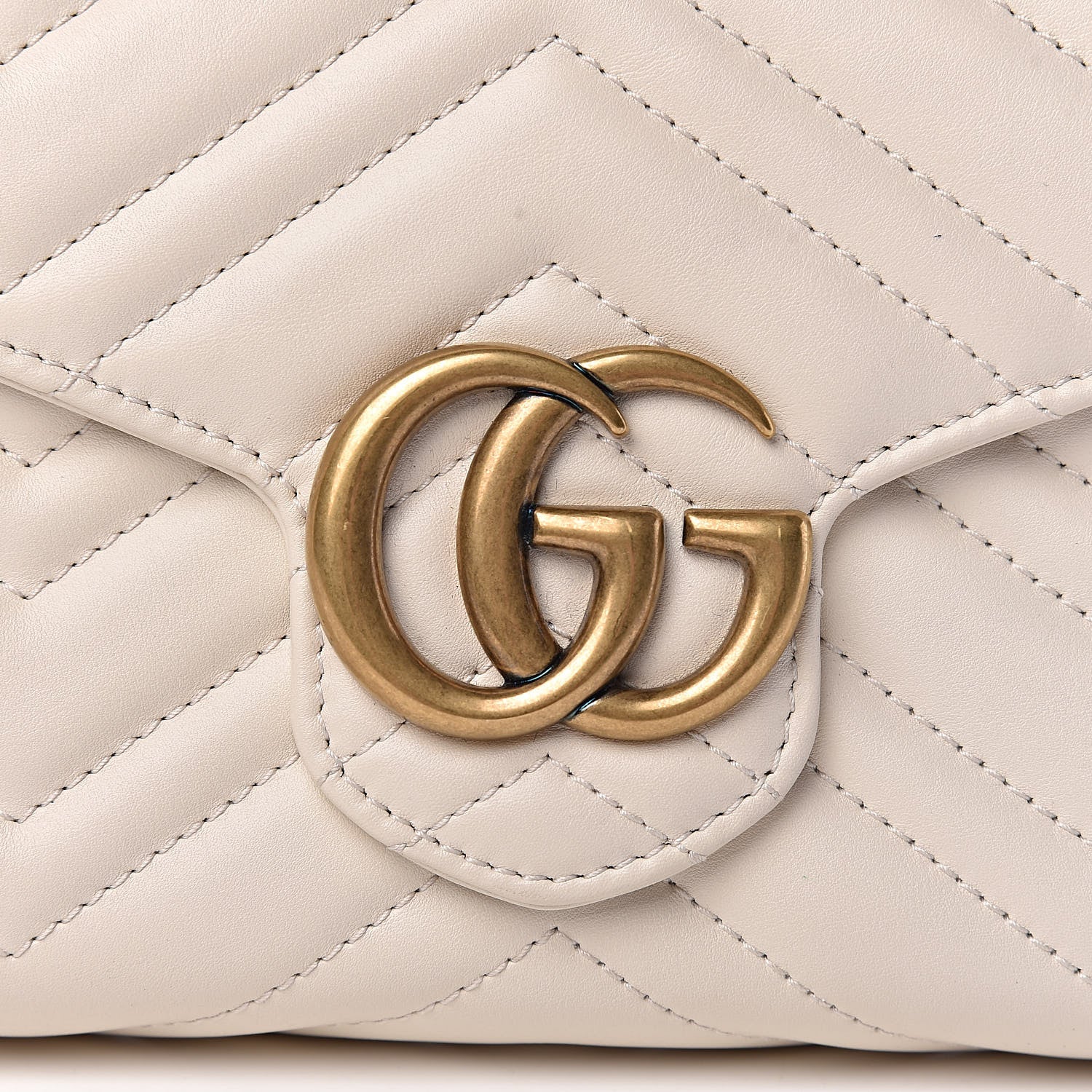 Gucci Calfskin Matelasse GG Marmont Chain Wallet Mystic White 8 of 12