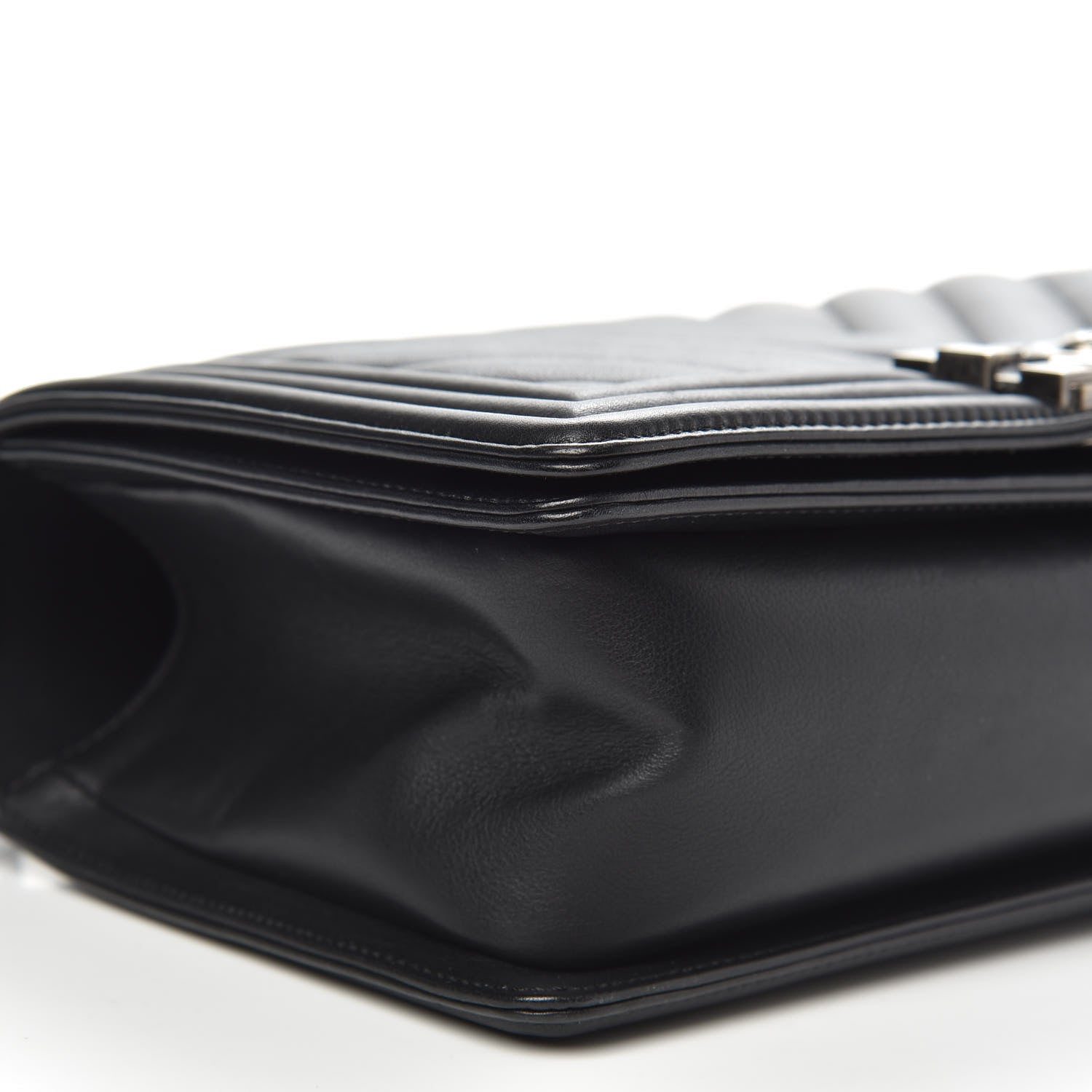 Chanel Lambskin Chevron Quilted Medium Boy Flap Black 8 of 16