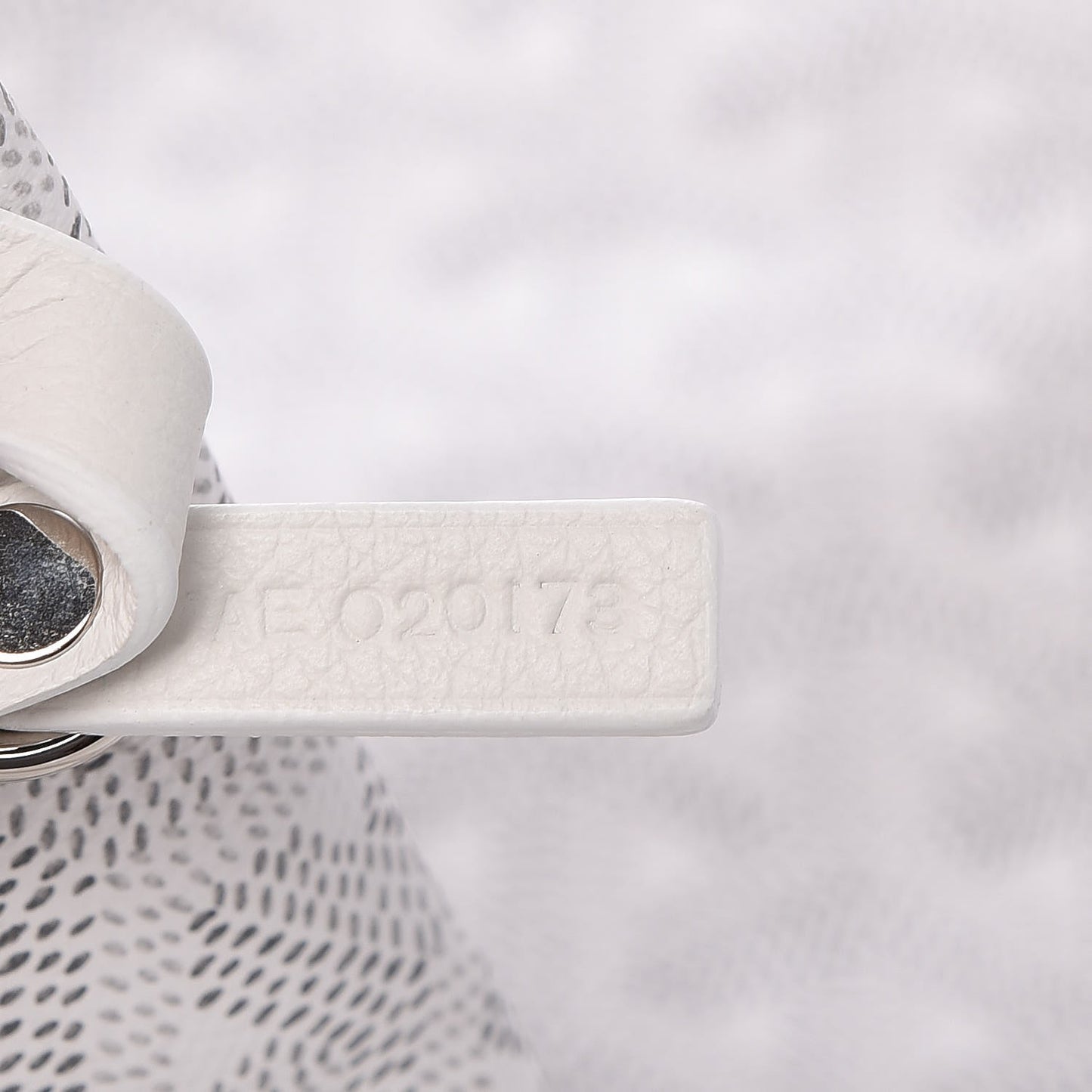 Goyardine Saint Louis GM White
