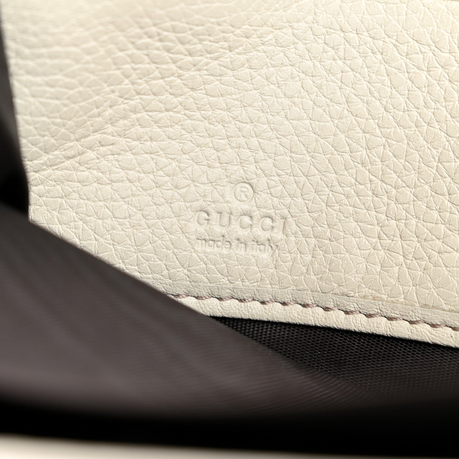 Gucci Pebbled Calfskin Soho Zip Around Wallet Off White 6 of 9