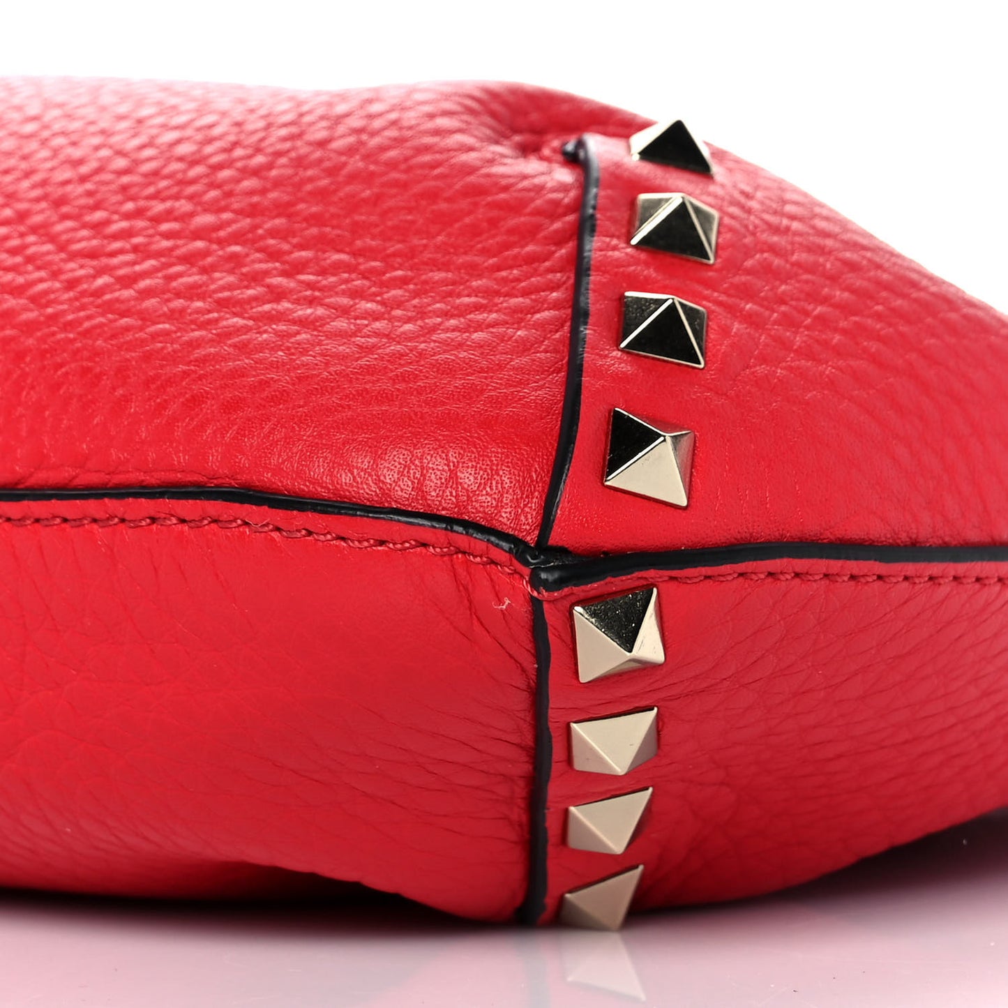 Calfskin Small Rockstud Handbag Rouge Pur