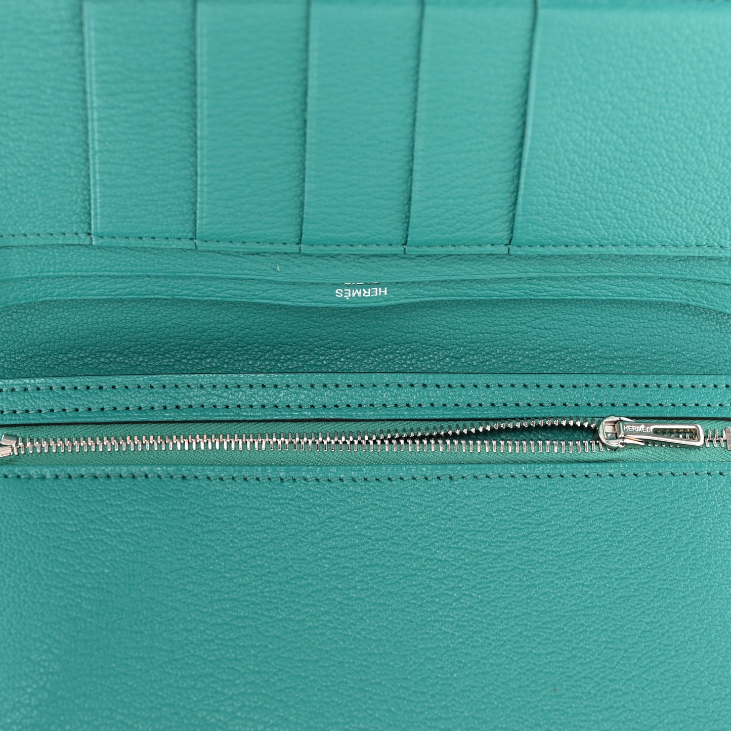 Chèvre Mysore Bearn Gusset Wallet Bleu Paon