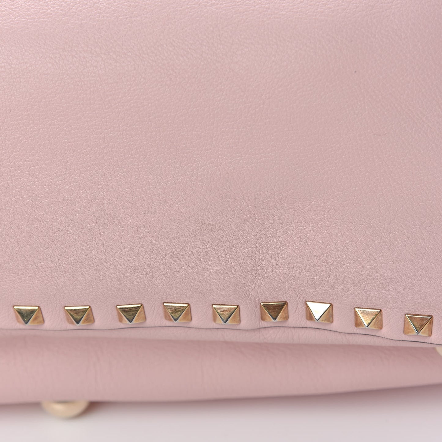 Vitello Medium Rockstud Tote Rose