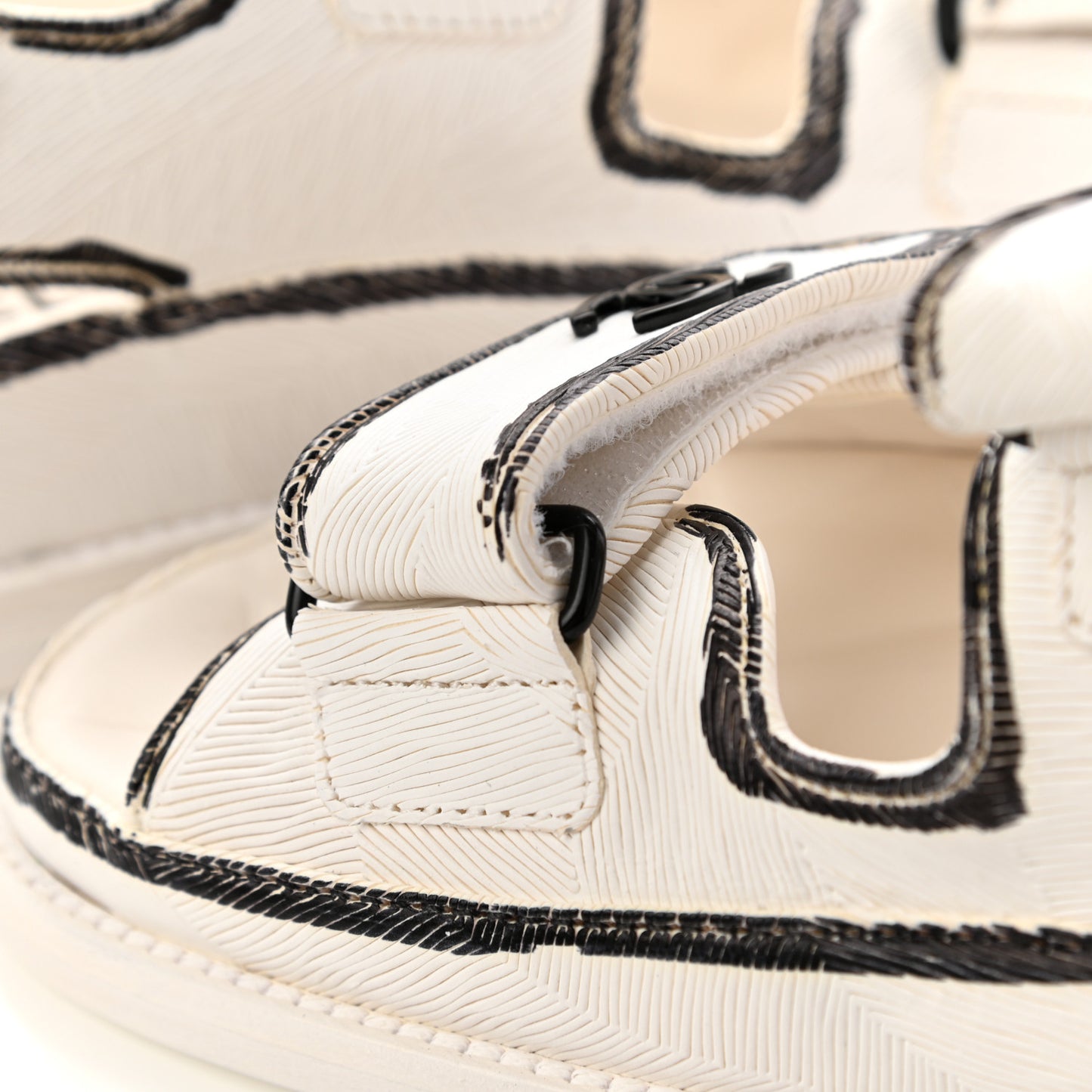 Calfskin Printed Velcro Dad Sandals 37 White Black