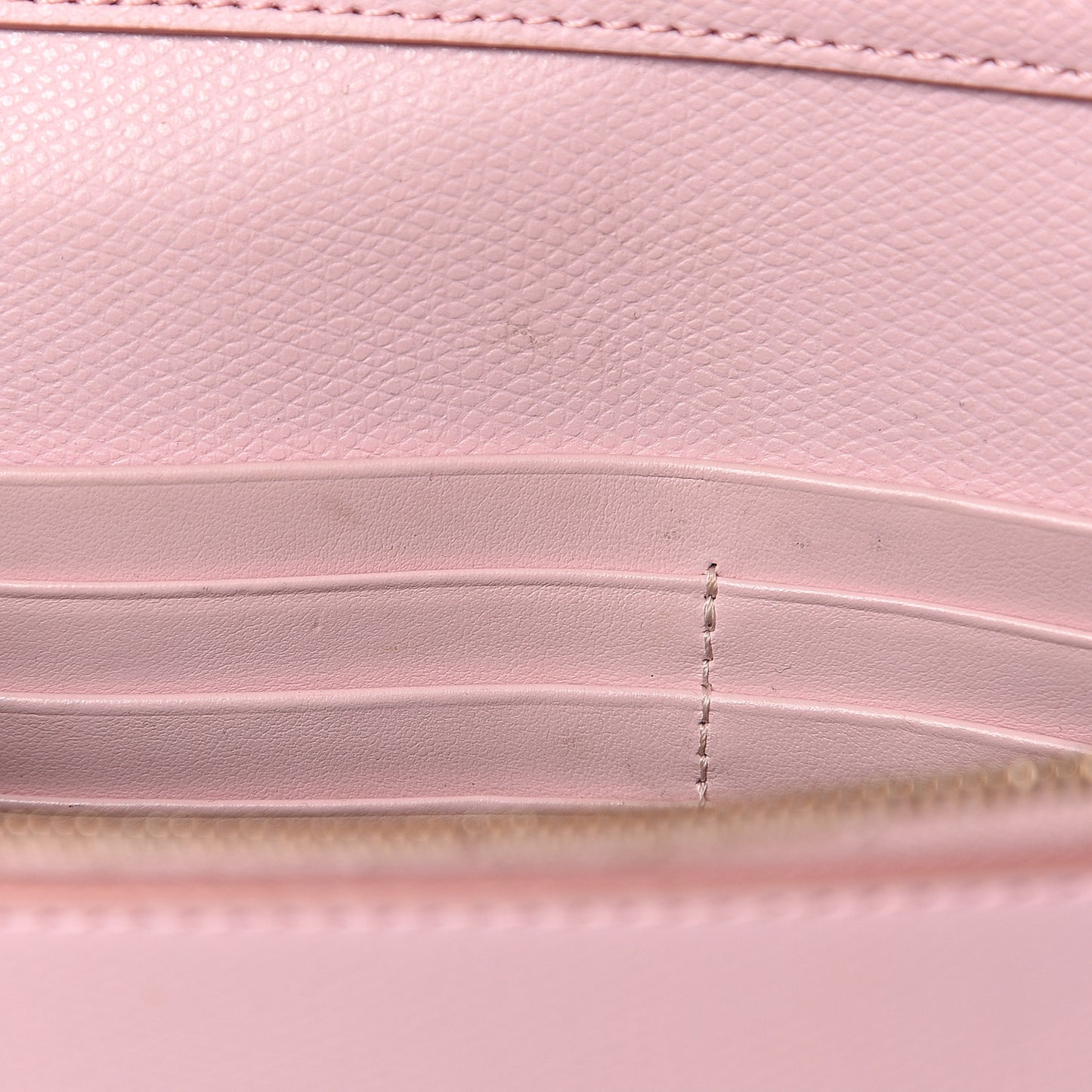 Vitello Cruise F is Fendi FF 1974 Embossed Medium Envelope Wallet On Chain Maya Black Peonia