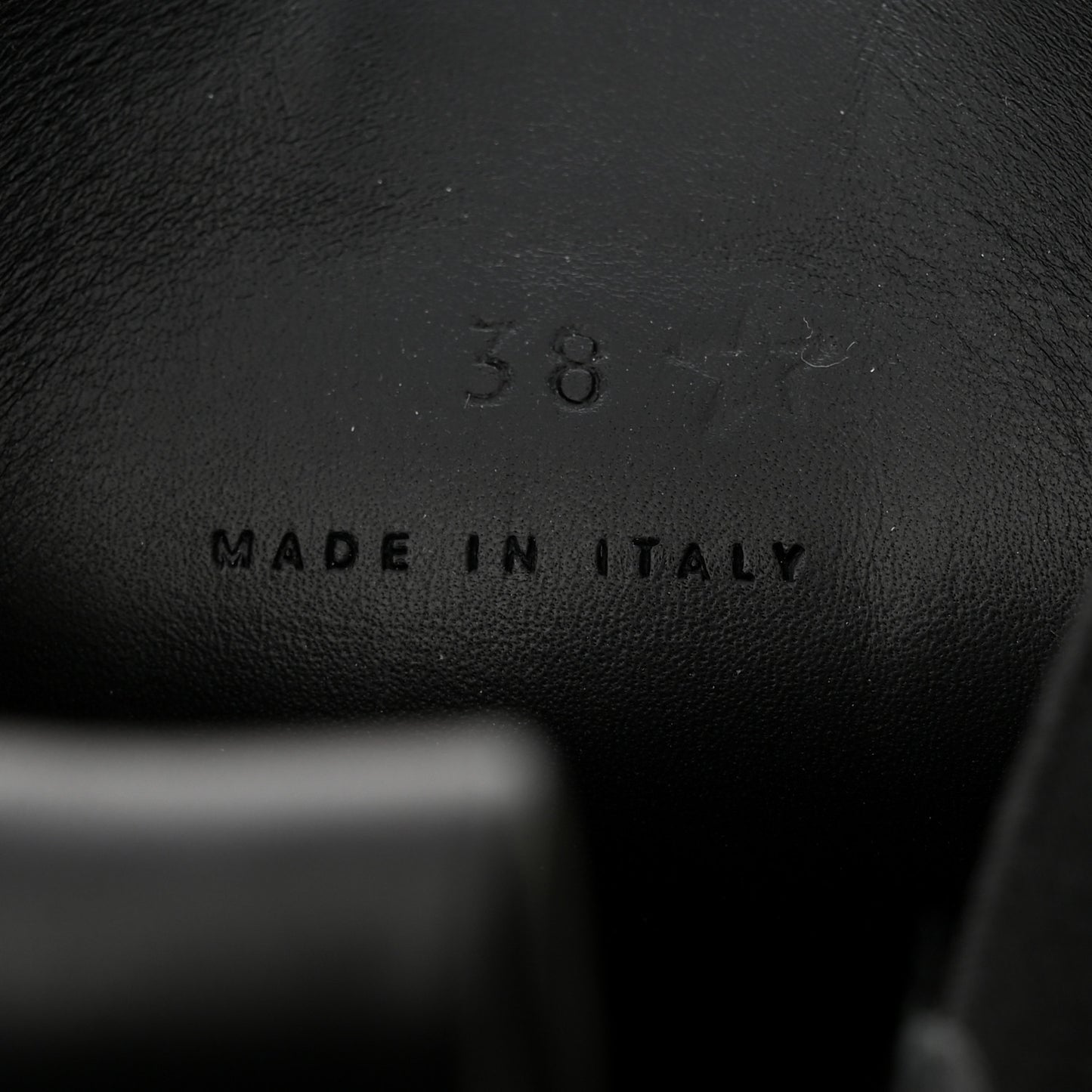 Calfskin The Tire Chelsea Boots 38 Black Seagrass