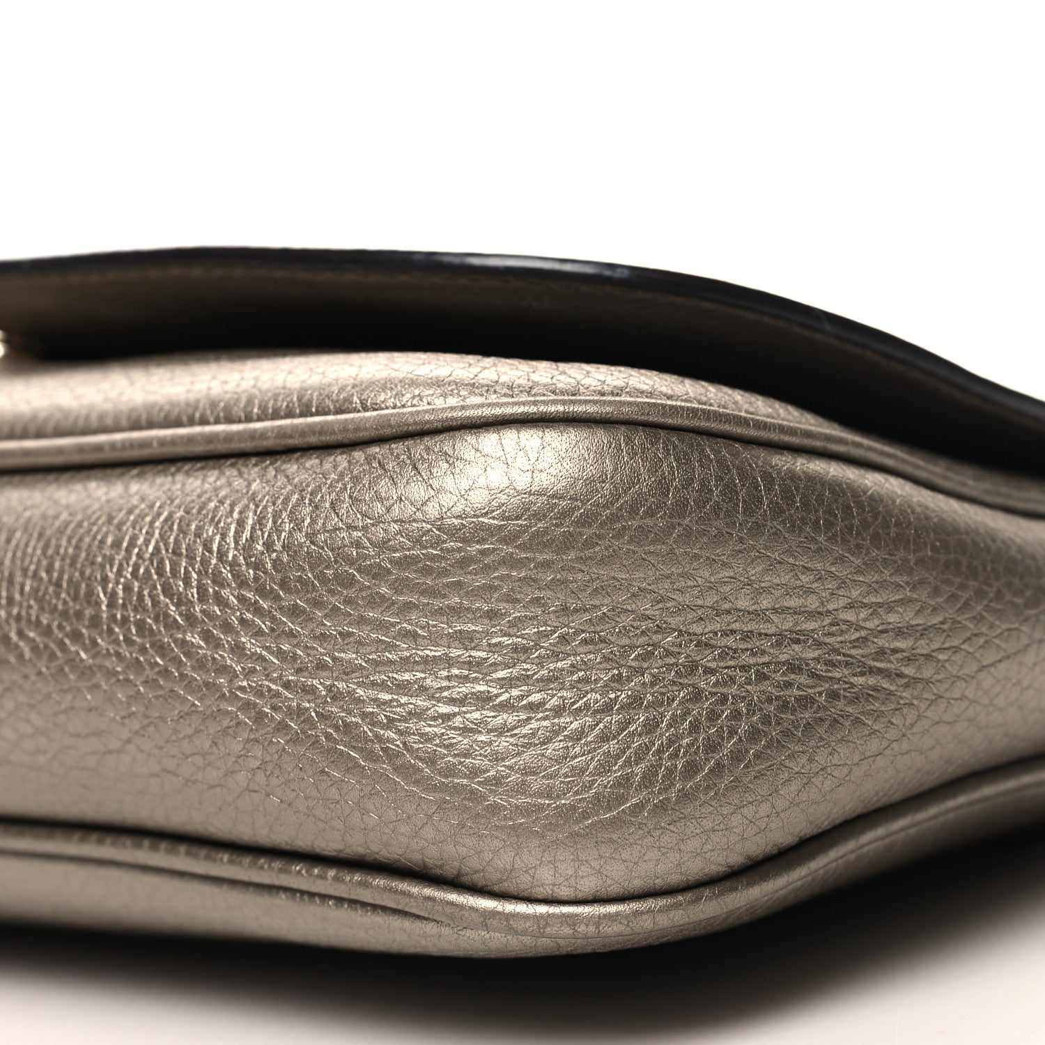 Gucci Metallic Pebbled Calfskin Medium Soho Flap Crossbody New Golden Beige 10 of 11