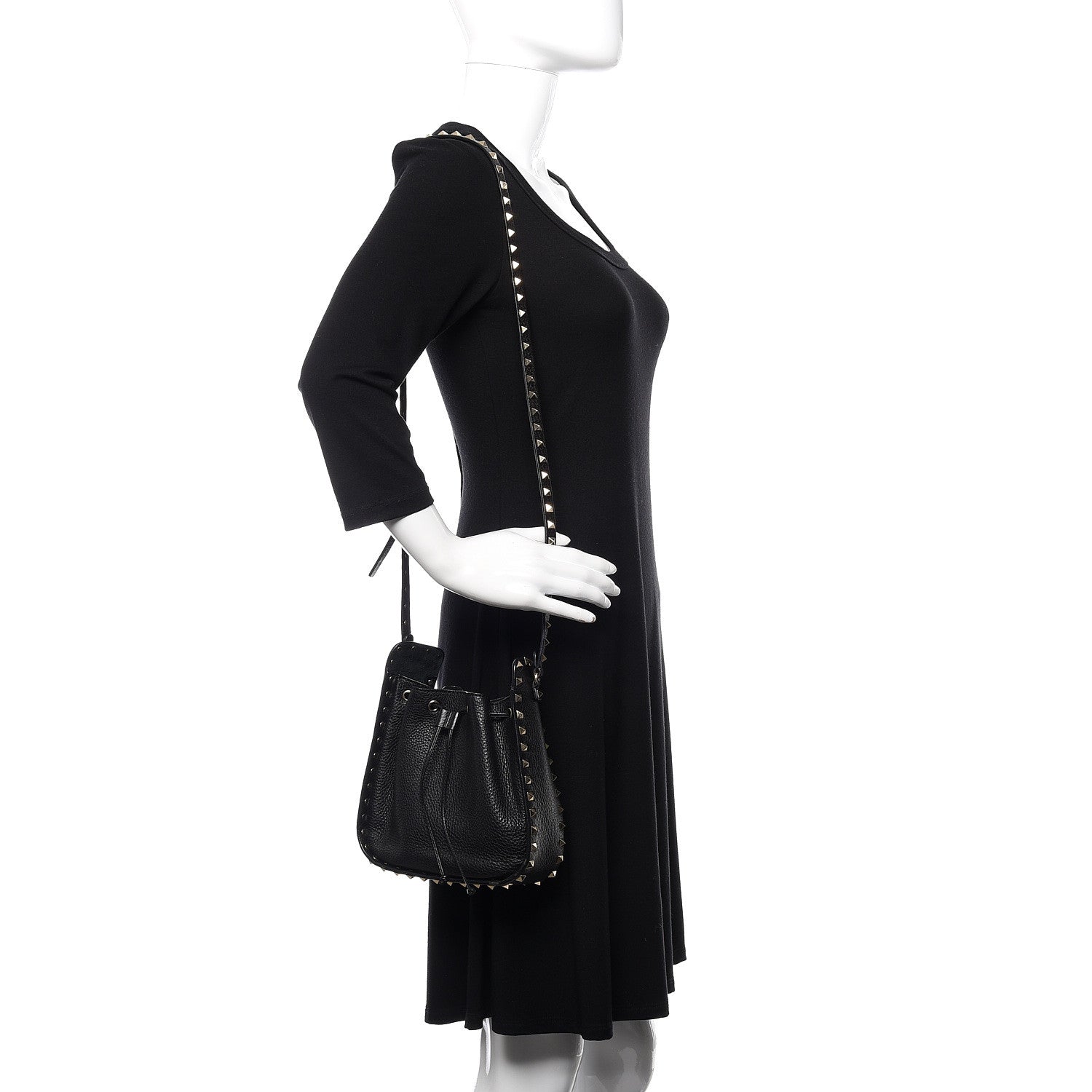 Valentino Garavani Grained Calfskin Rockstud Bucket Bag Black 2 of 9