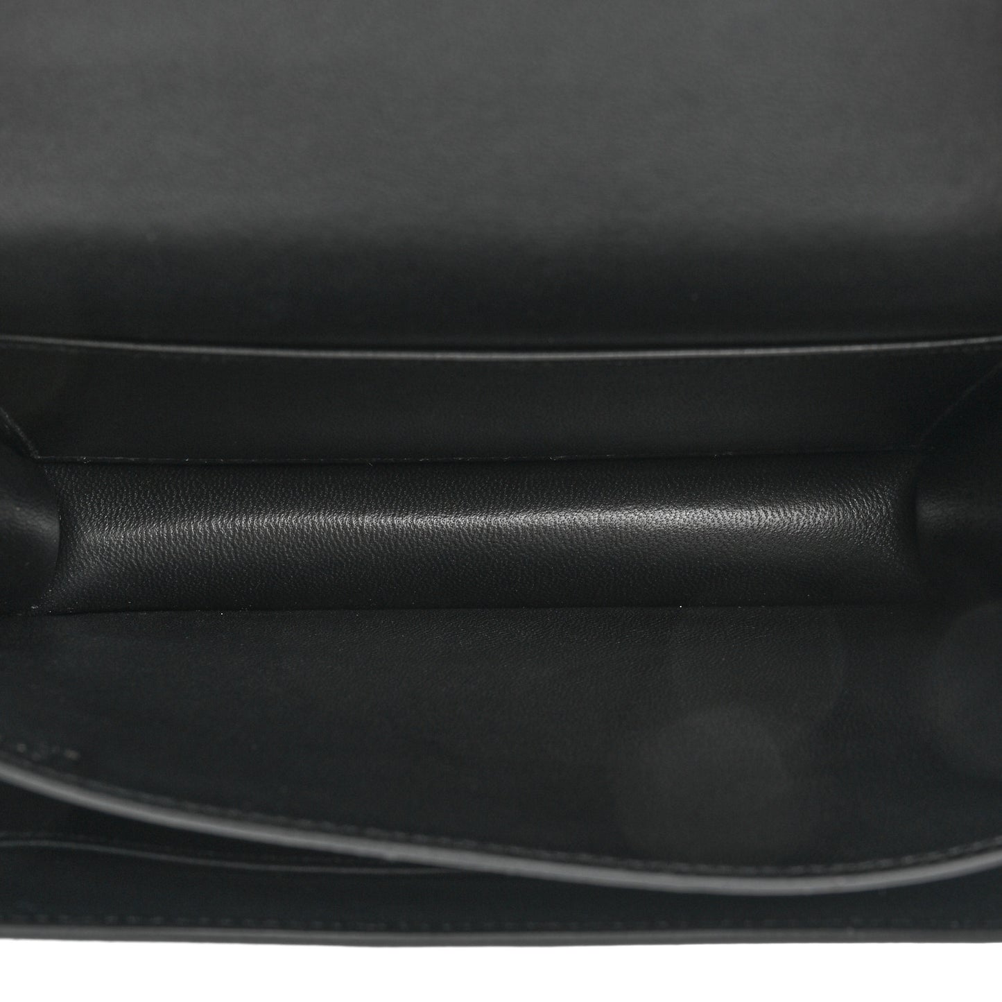 Epsom Constance 18 Black