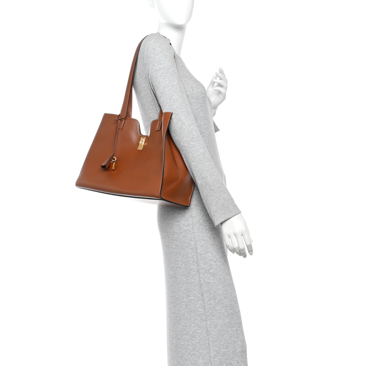 Smooth Calfskin Cabas 16 Bag Tan