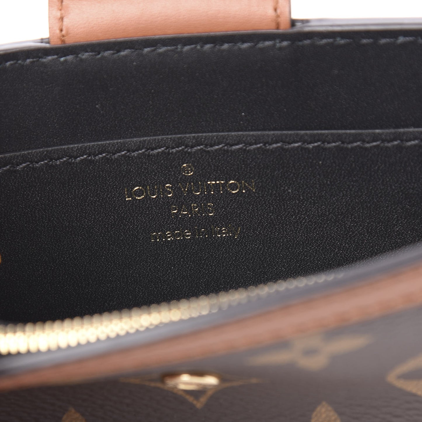 Reverse Monogram Dauphine Multicartes
