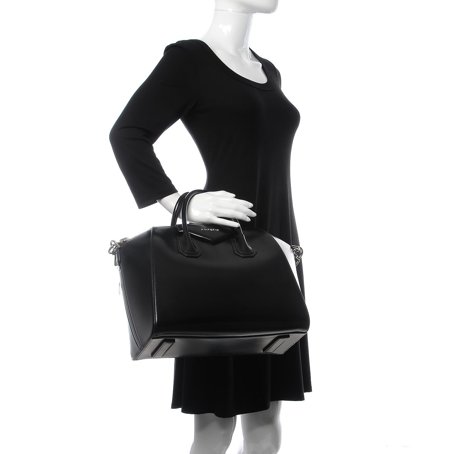 Givenchy Shiny Lord Calfskin Medium Antigona Black 2 of 8