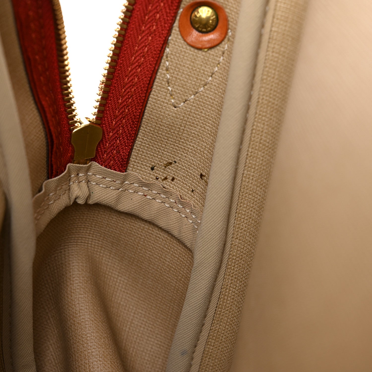 Louis Vuitton 1995 America's Cup Calvi Messenger Bag 17 of 21