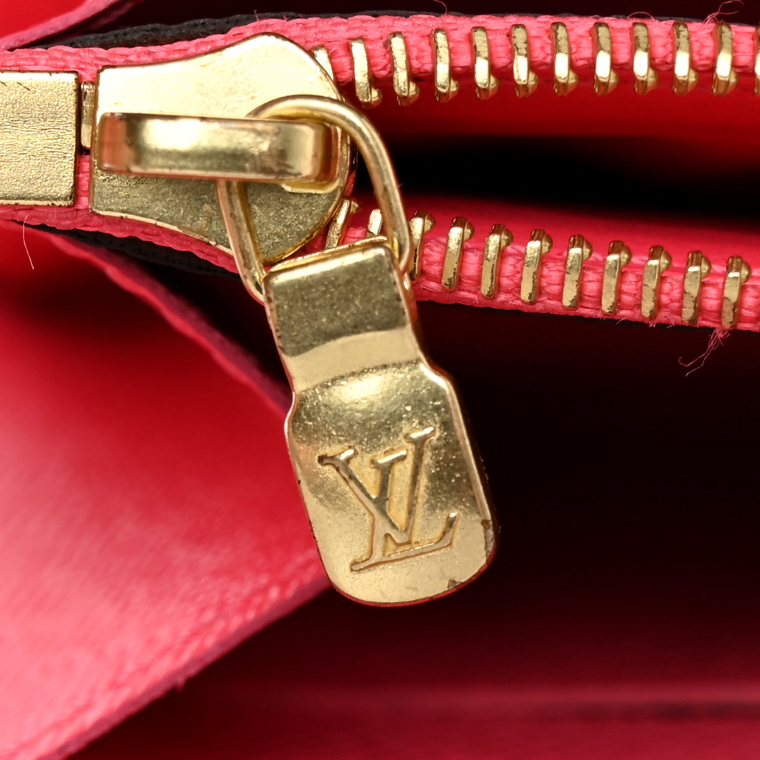 Louis Vuitton Monogram Animation Zippy Wallet 9 of 12