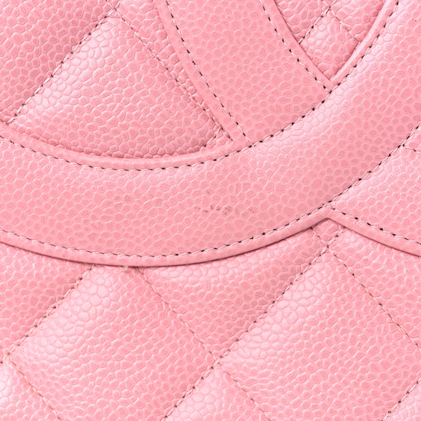 Caviar Quilted Medallion Tote Light Pink