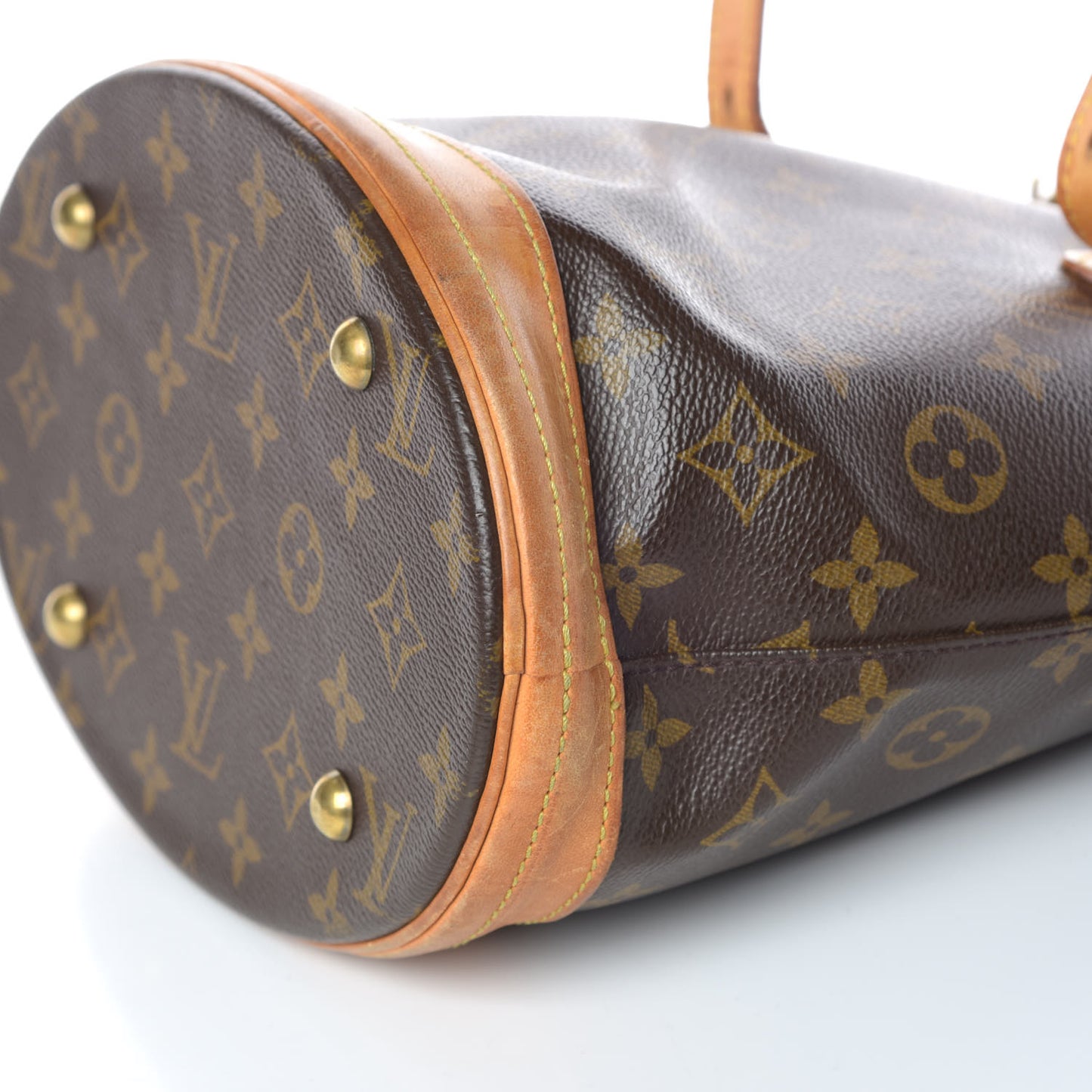 Monogram Petit Bucket 23