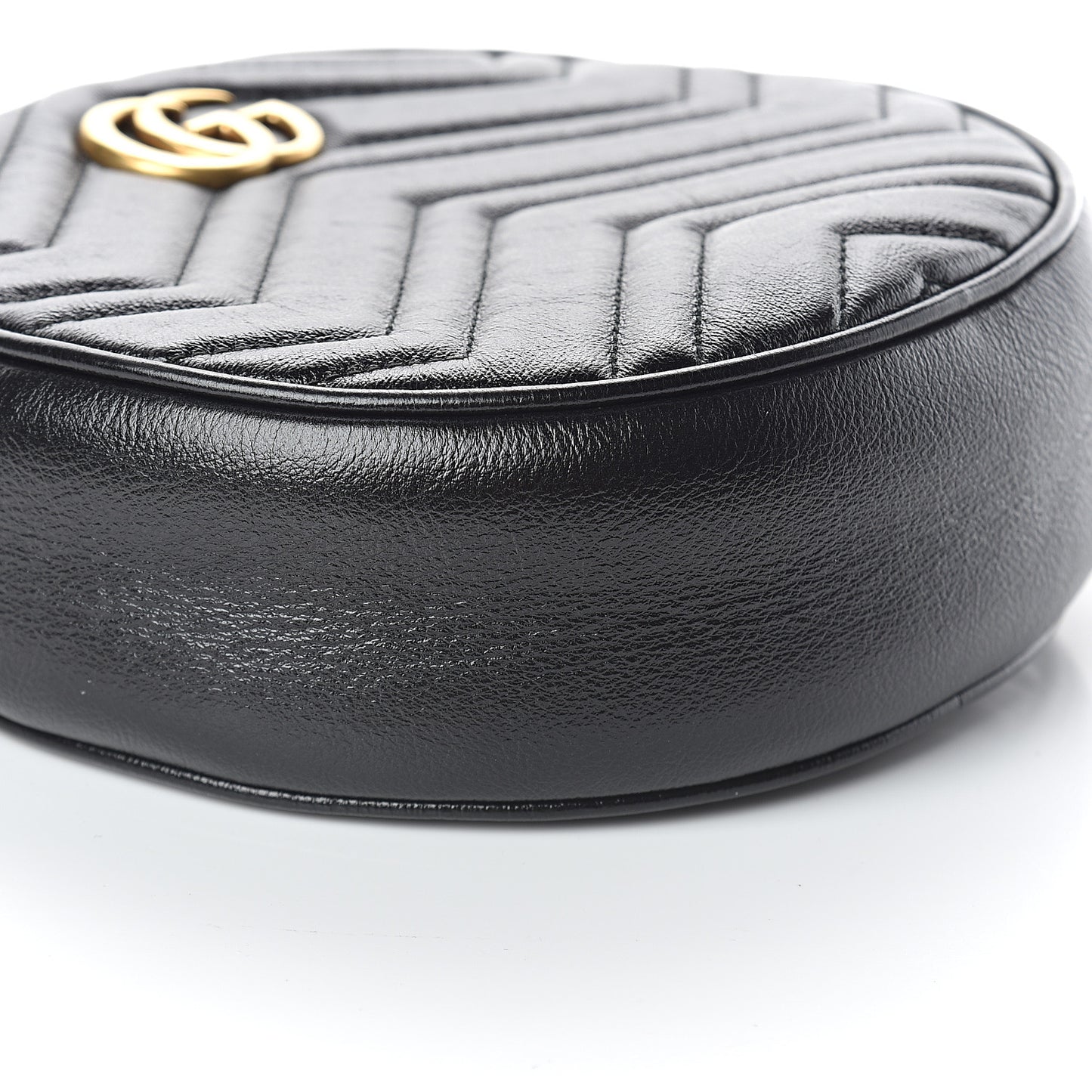 Azalea Calfskin Matelasse Heart Mini GG Marmont Round Shoulder Bag Black