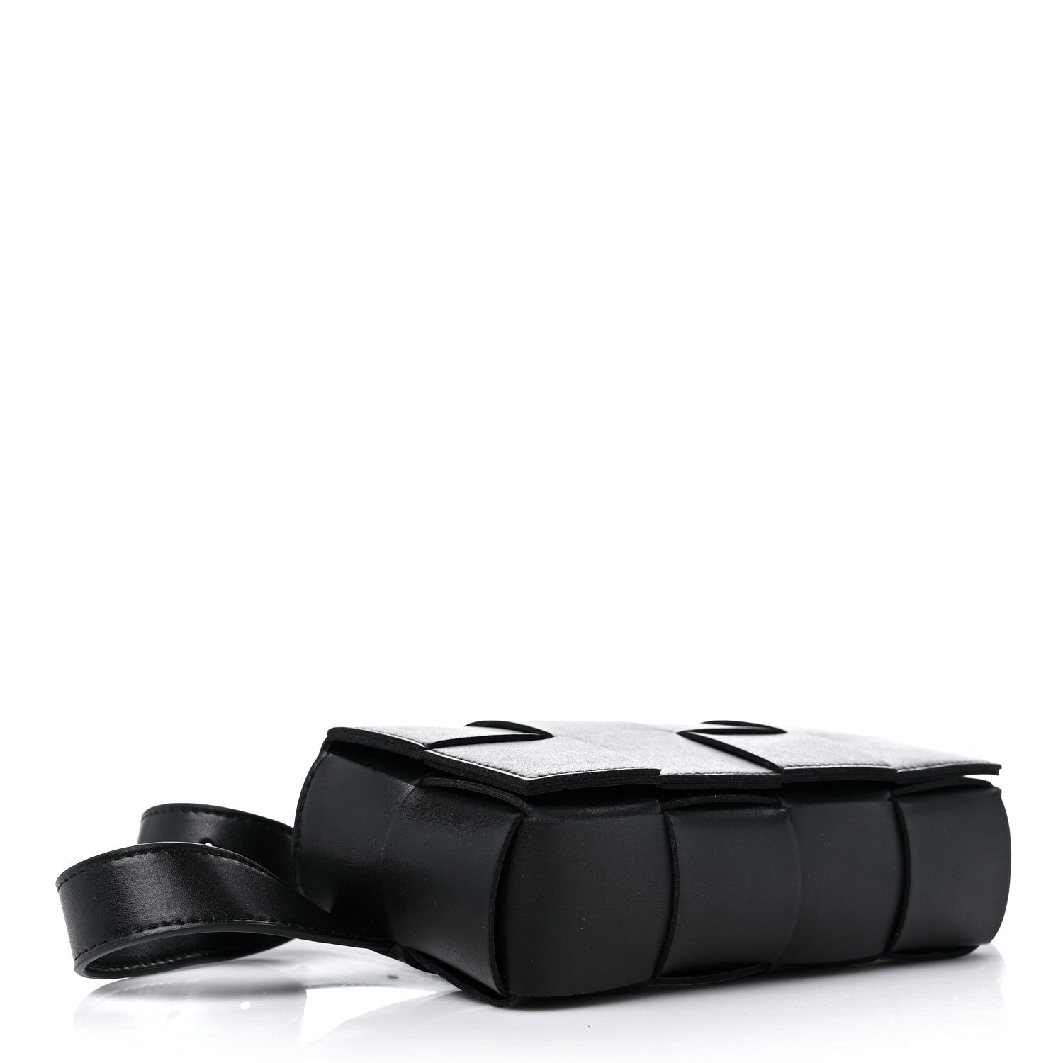 Bottega Veneta Nappa Maxi Intreccio The Belt Cassette Bag Black 4 of 7