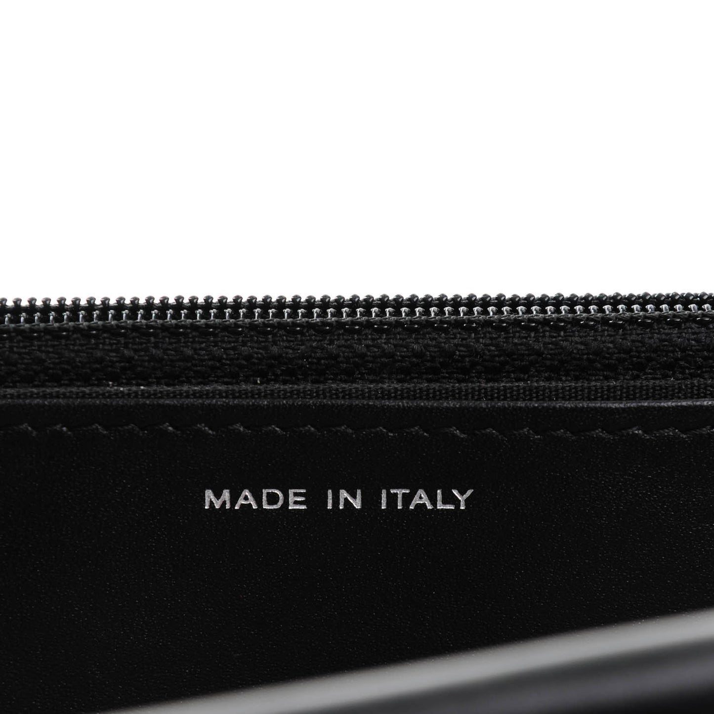 Patent Double Quilted Wallet On Chain WOC Black