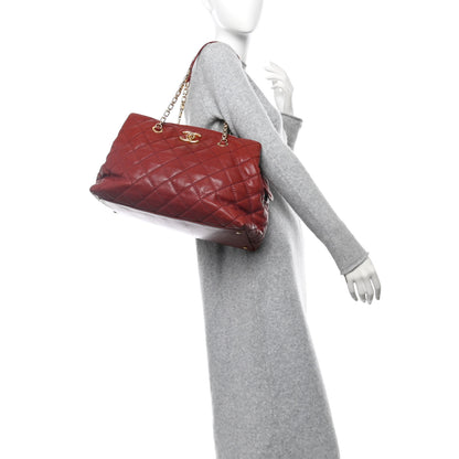 Chanel Calfskin Quilted Medium Retro Chain Tote Red 2 of 12