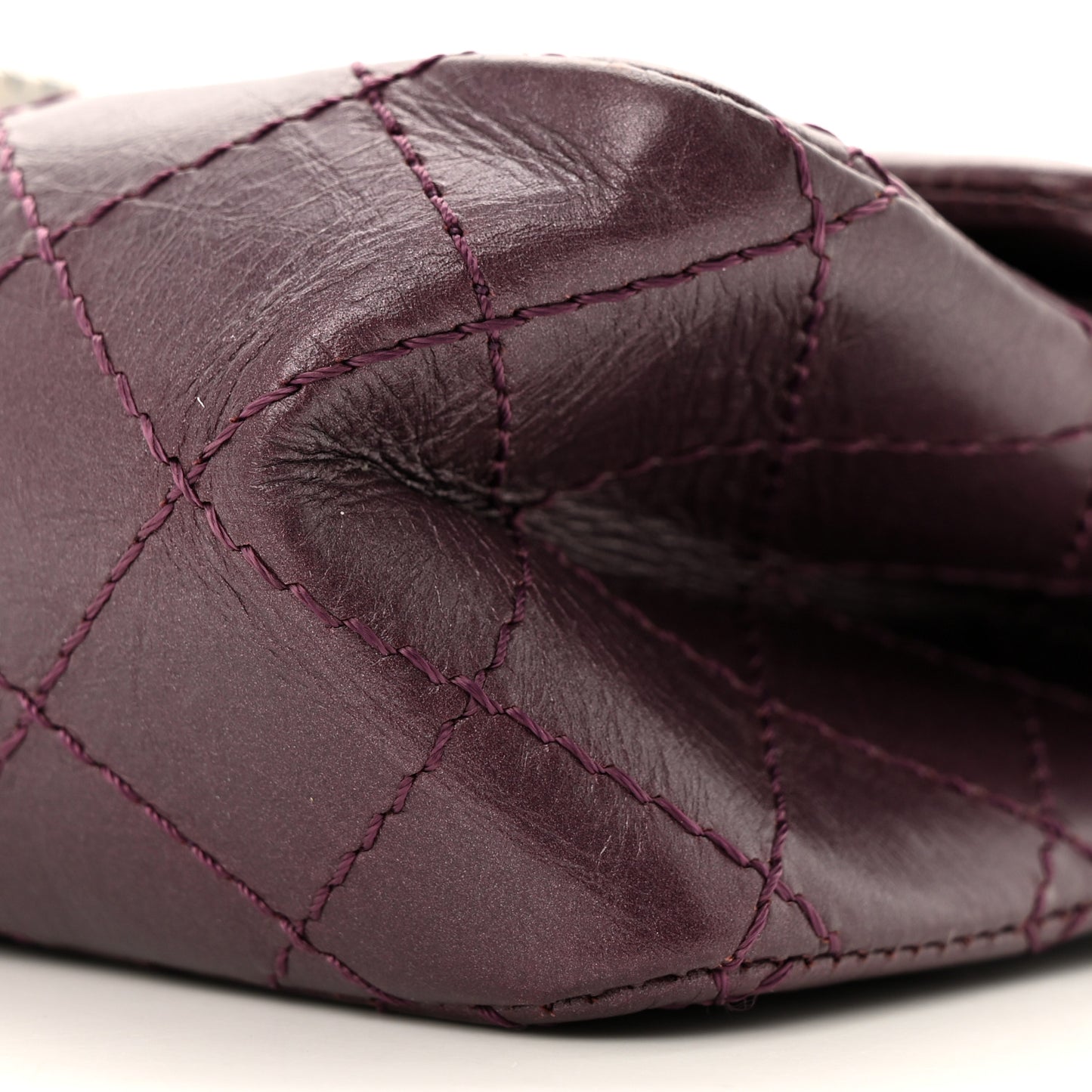 Metallic Calfskin Quilted 2.55 Reissue 224 Flap Purple