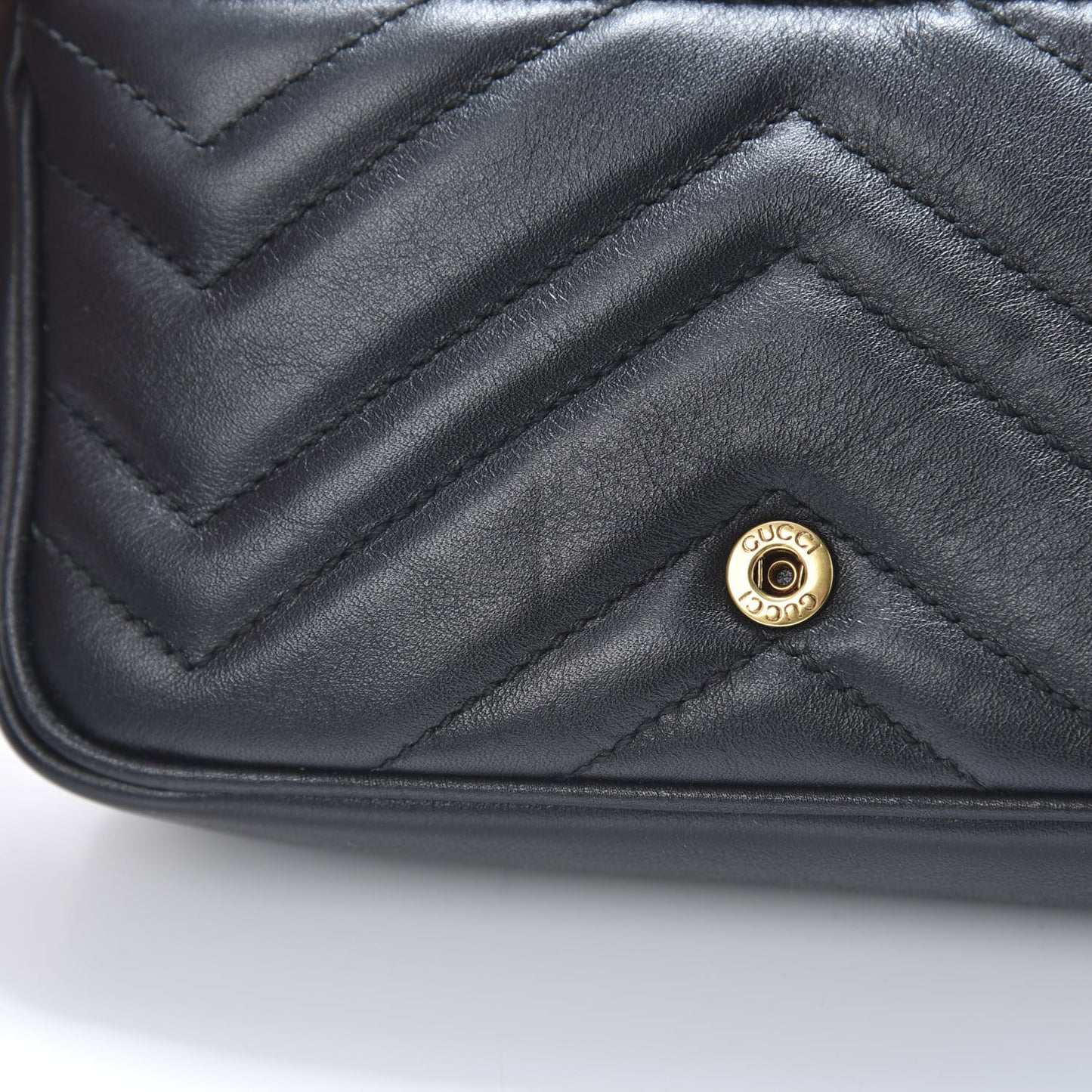 Calfskin Matelasse Super Mini GG Marmont Shoulder Bag Black