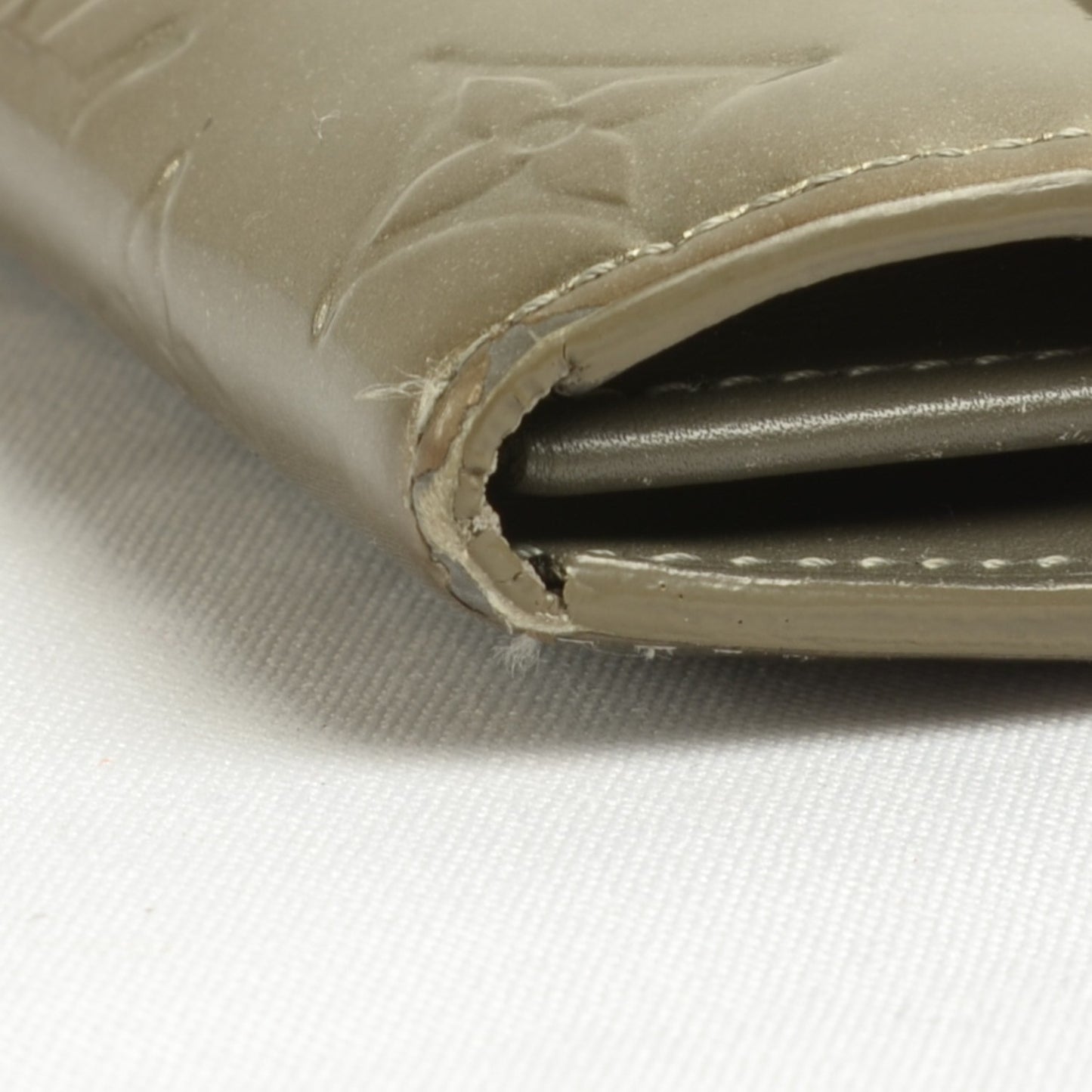 Vernis Sarah Wallet Gris Art Deco