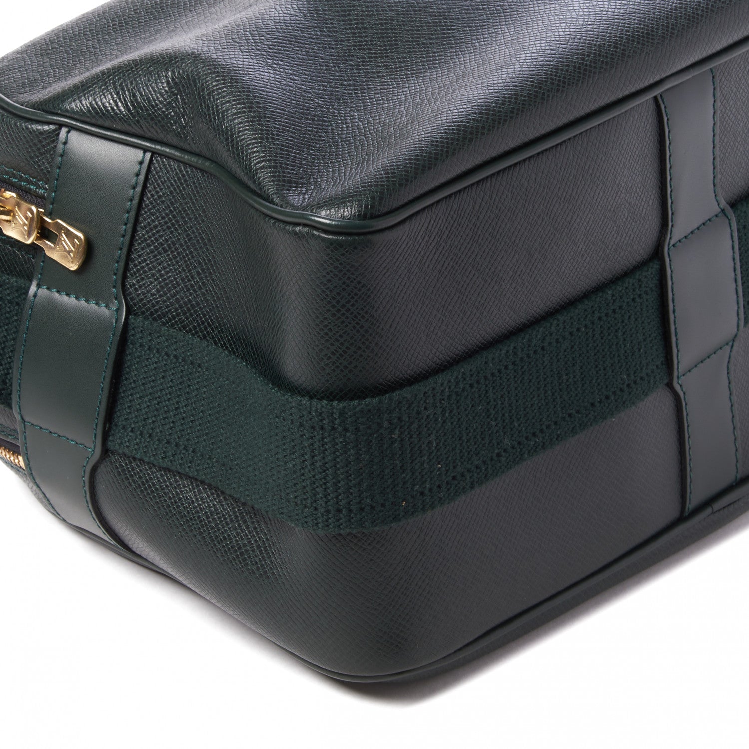 Louis Vuitton Taiga Reporter Messenger Epicea 7 of 9