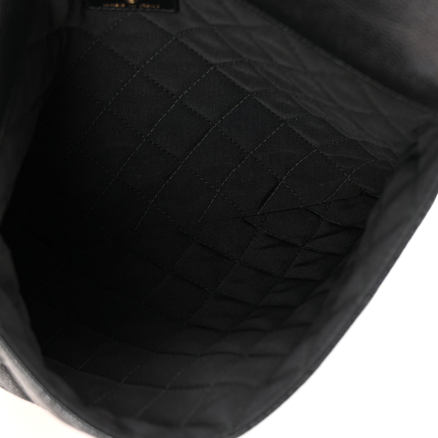 Caviar Quilted Medium Golden Class Pouch Black