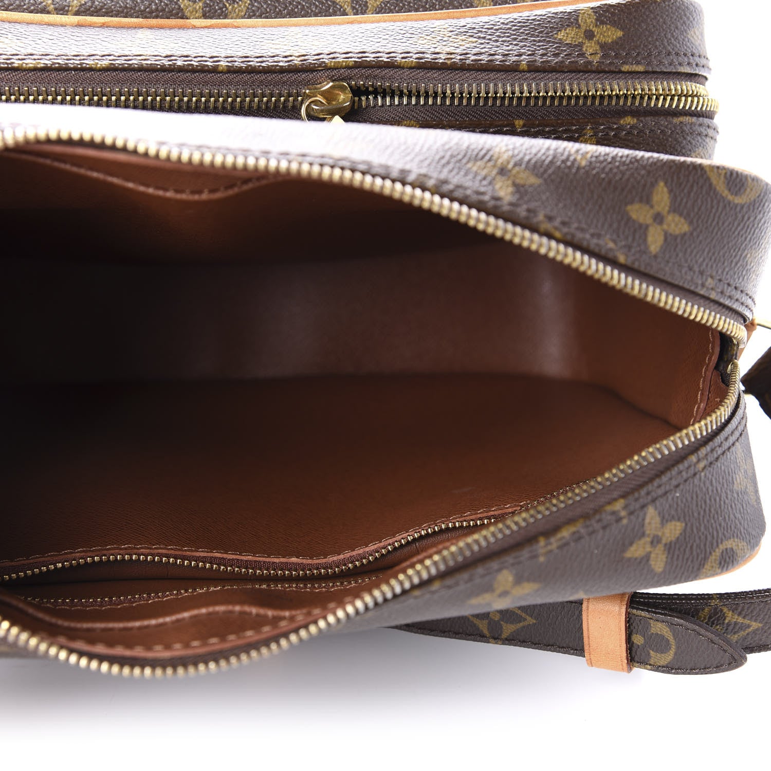 Louis Vuitton Monogram Nil 28 5 of 9