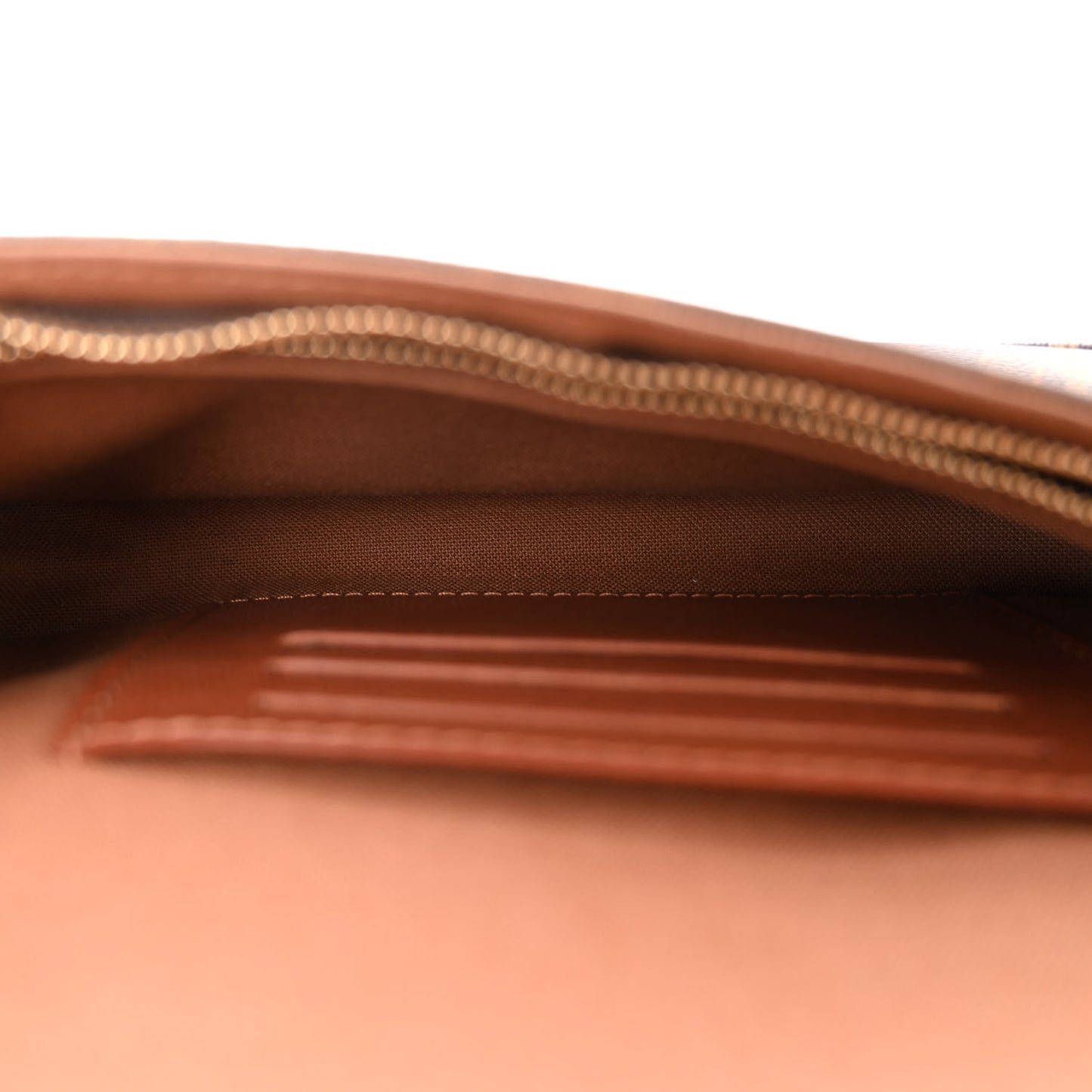 Monogram Ivy Wallet On Chain