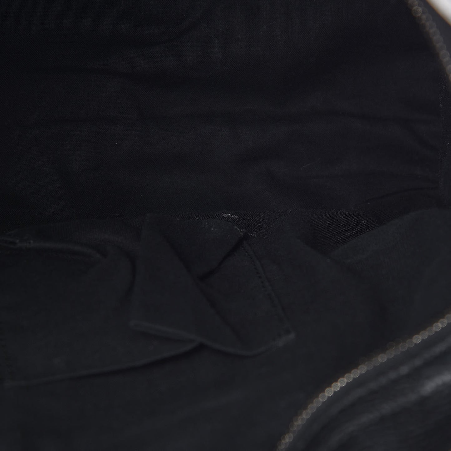 Vibrato Calfskin Classic Silver Hardware City Black