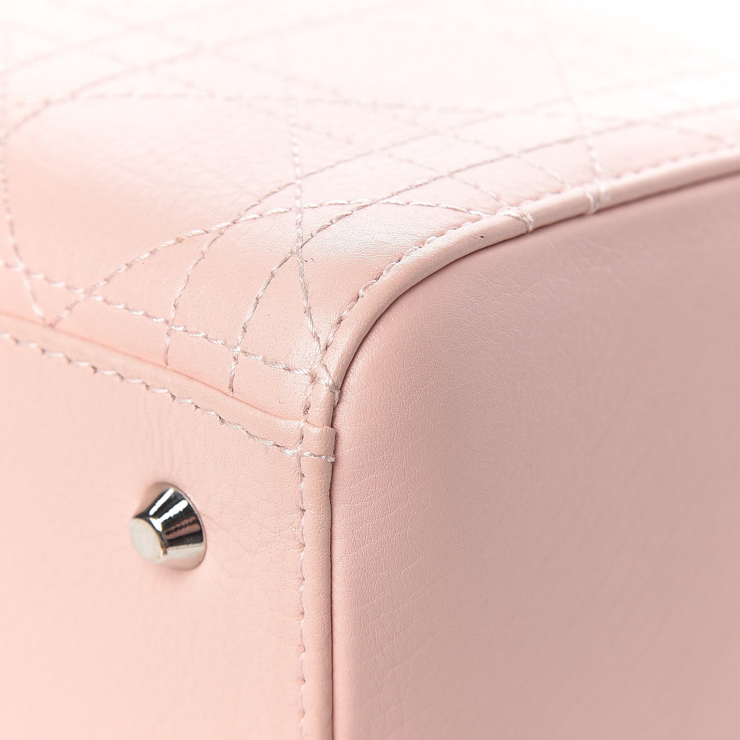 Grained Calfskin Cannage Medium Lady Dior Pink