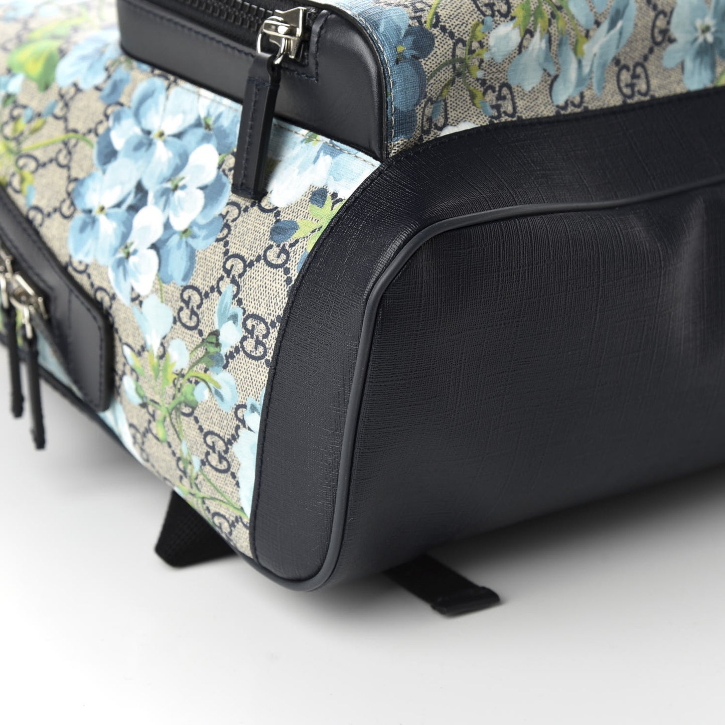 GG Supreme Monogram Blooms Medium Day Backpack Beige Blue Navy