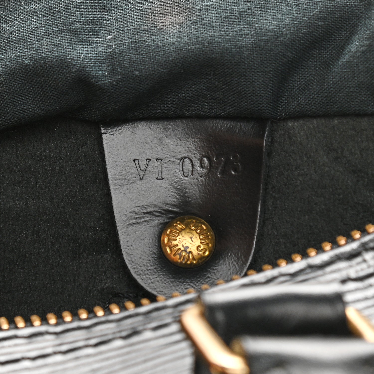 Louis Vuitton Epi Speedy 25 Black 6 of 10