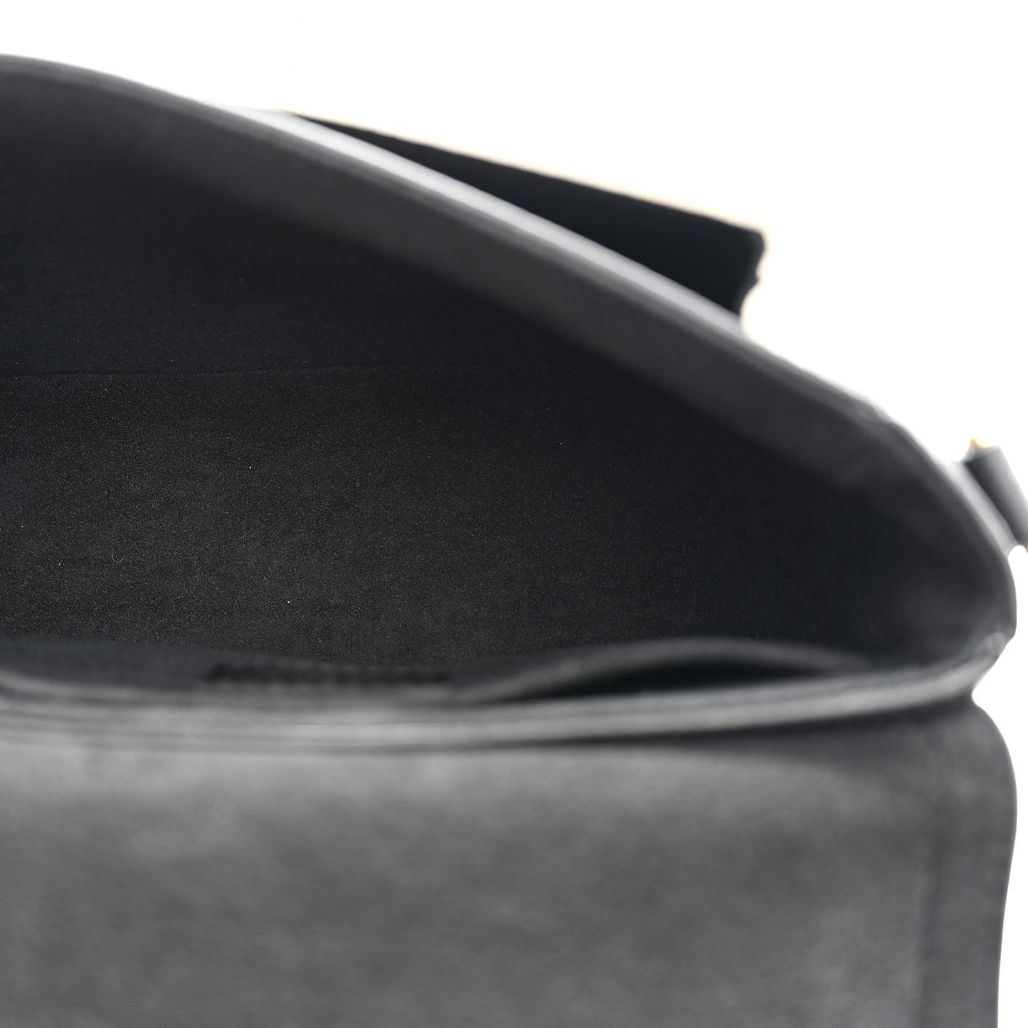 Grained Calfskin Lockme Tender Black