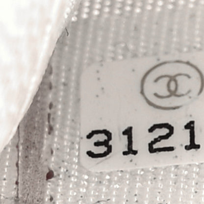 Chanel Caviar Quilted Card Holder White 15 of 22