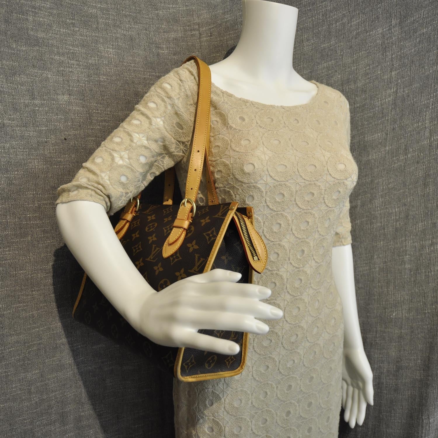 Louis Vuitton Monogram Popincourt Haut 2 of 9