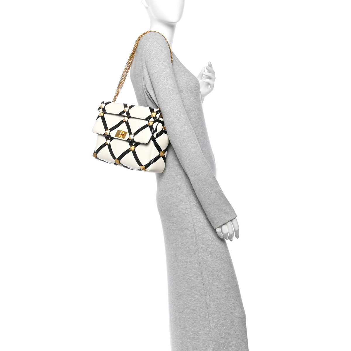 Nappa Large Roman Stud Shoulder Bag Black Ivory