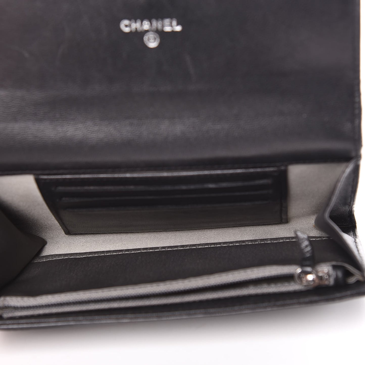 Lambskin Camellia Embossed Medium Wallet Black