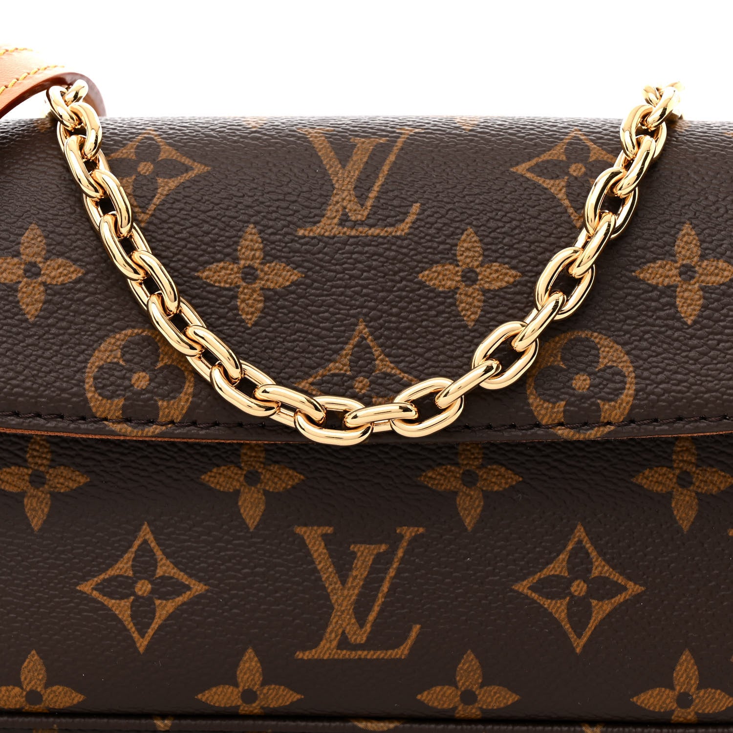 Louis Vuitton Monogram Ivy Wallet On Chain 12 of 19