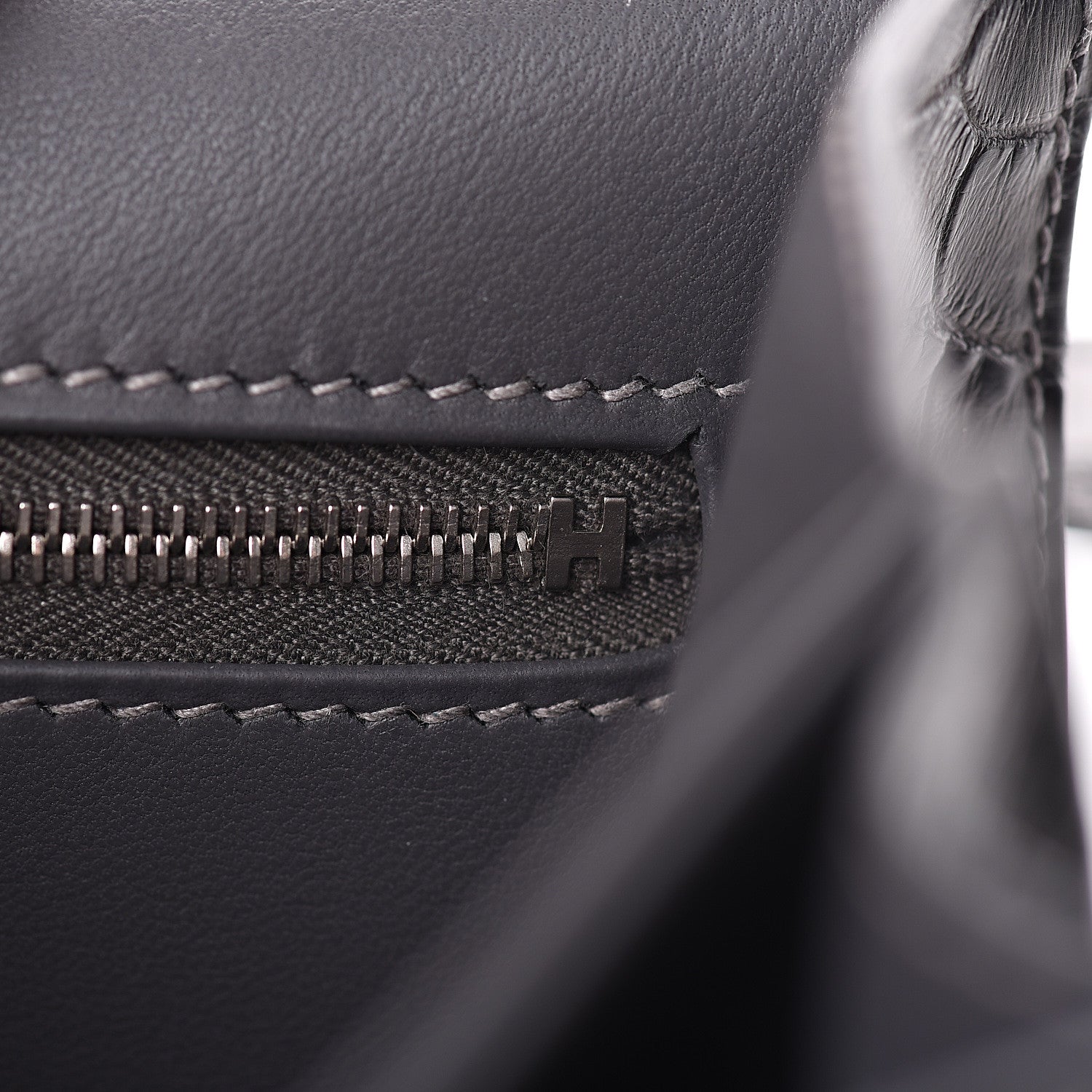 Hermes Matte Alligator Constance 24 Graphite 21 of 24