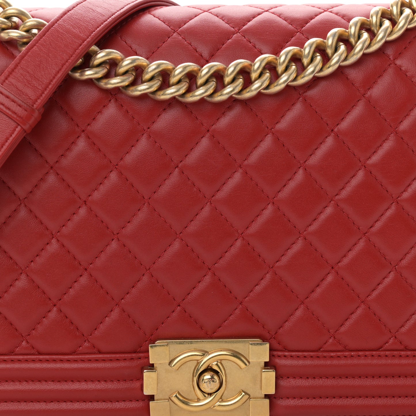 Lambskin Quilted New Medium Boy Flap Red