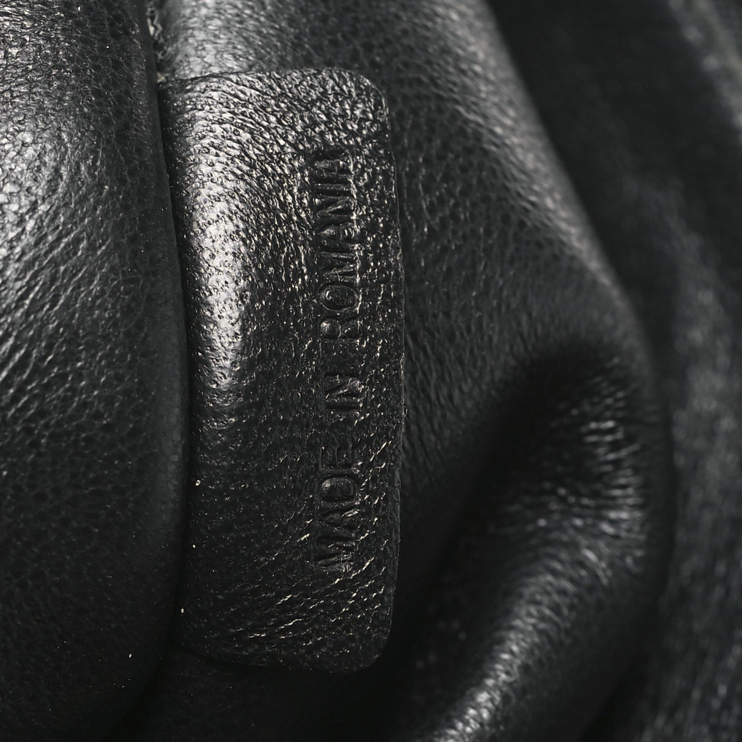 Heritage Grain Check Embossed Medium Dewsbury Tote Black