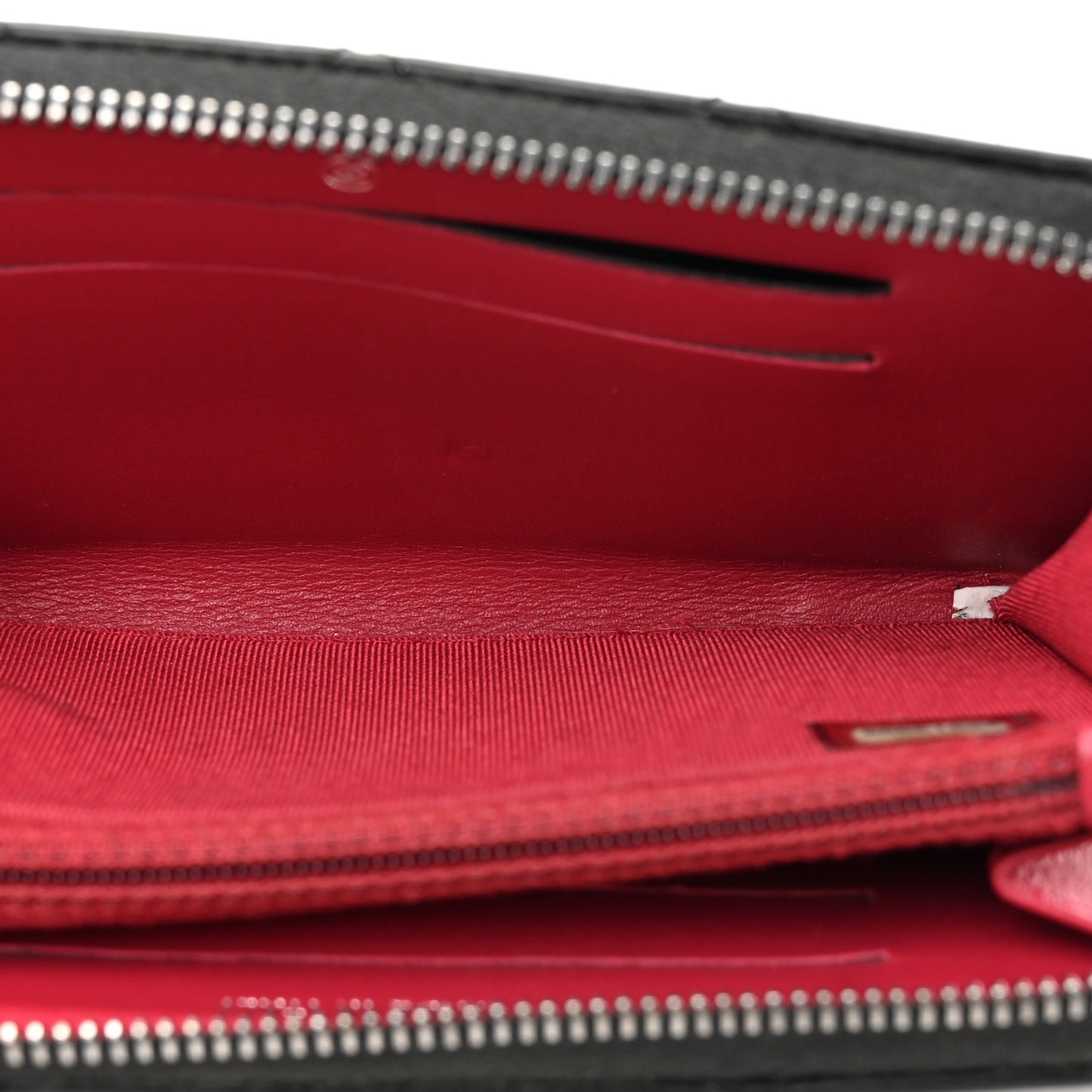 Aged Calfskin Quilted Small Gabrielle Zip Around Wallet Black