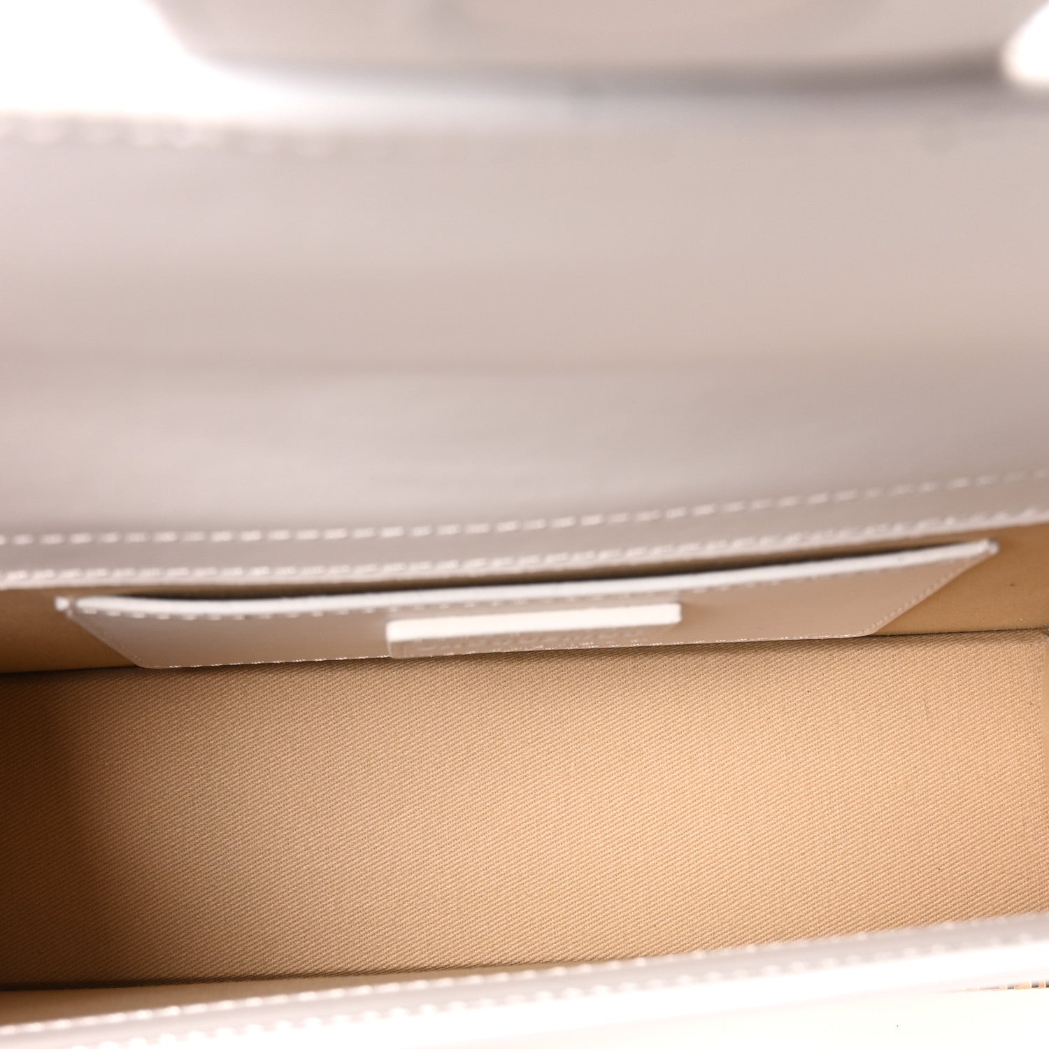 Jacquemus Smooth Calfskin Le Grand Bambino White 5 of 9