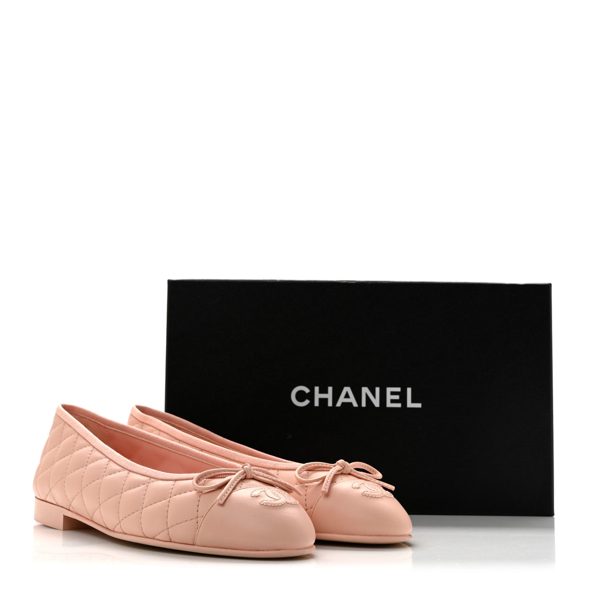 Lambskin Quilted CC Cap Toe Ballerina Flats 39 Light Pink