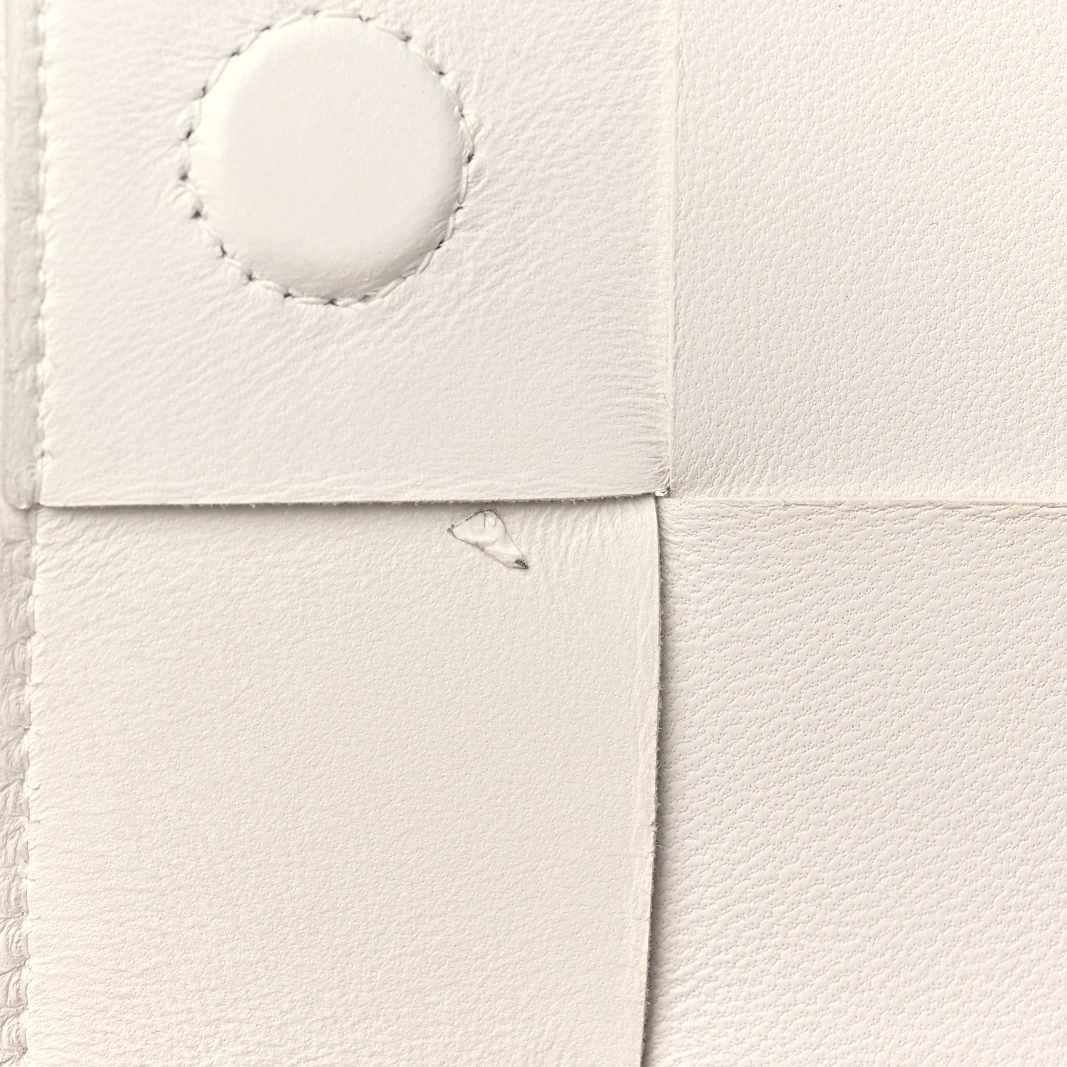 Bottega Veneta Nappa Maxi Intreccio The Belt Cassette Bag White 11 of 14