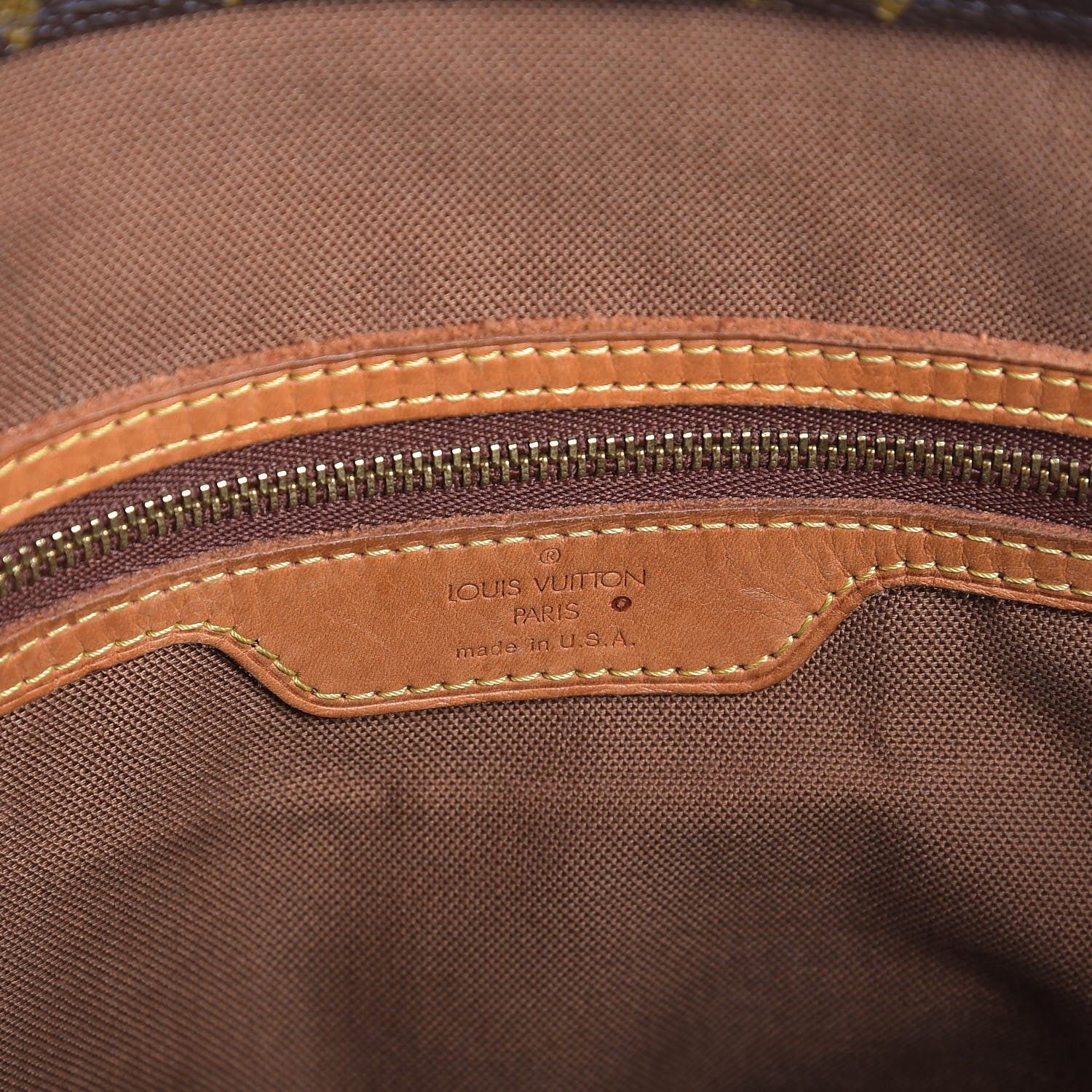 Louis Vuitton Monogram Cabas Mezzo 6 of 15